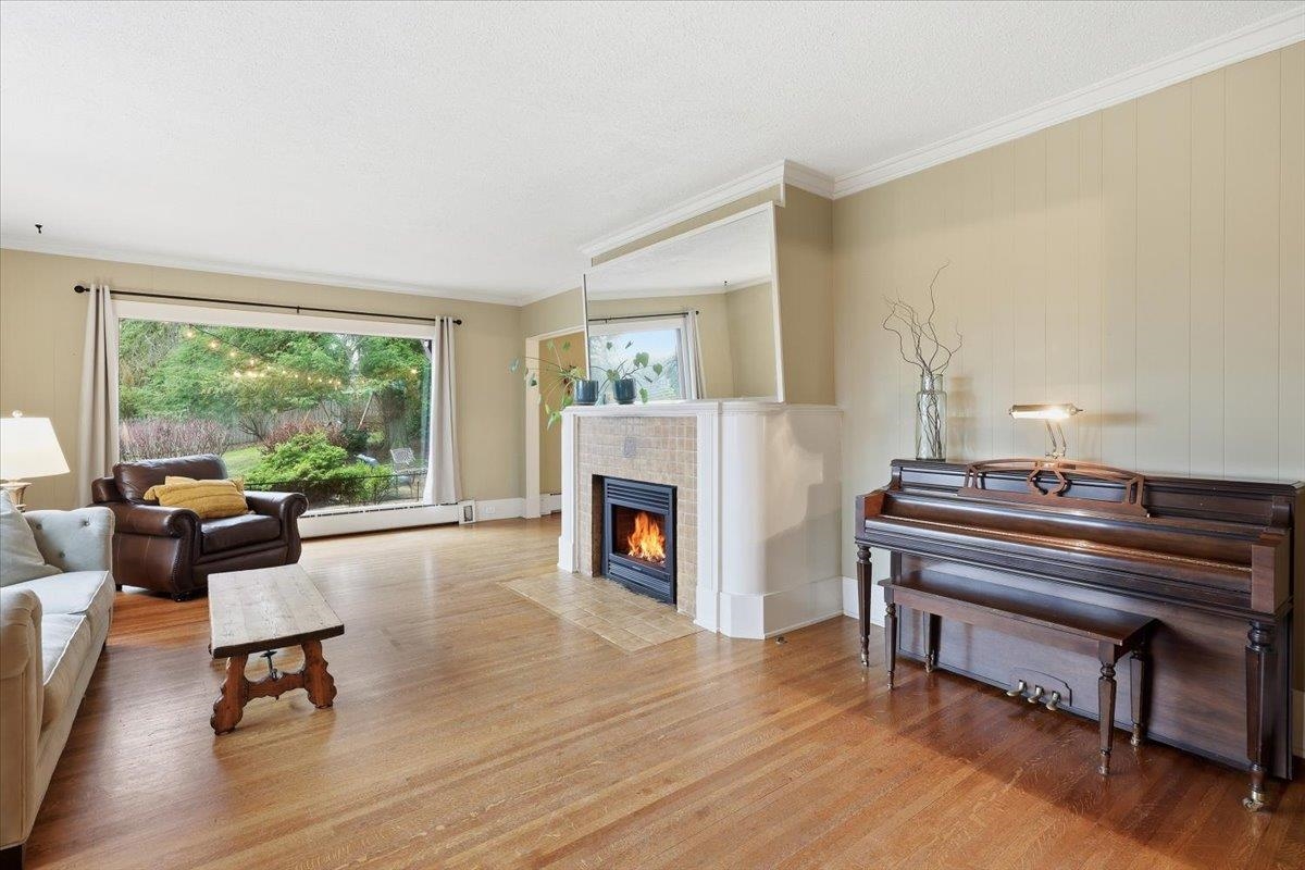 9227 N Mountain View Ln - Photo 6