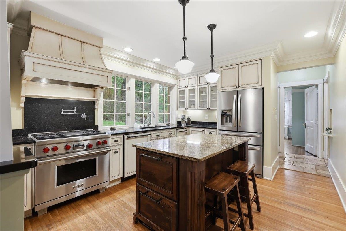 9227 N Mountain View Ln - Photo 11