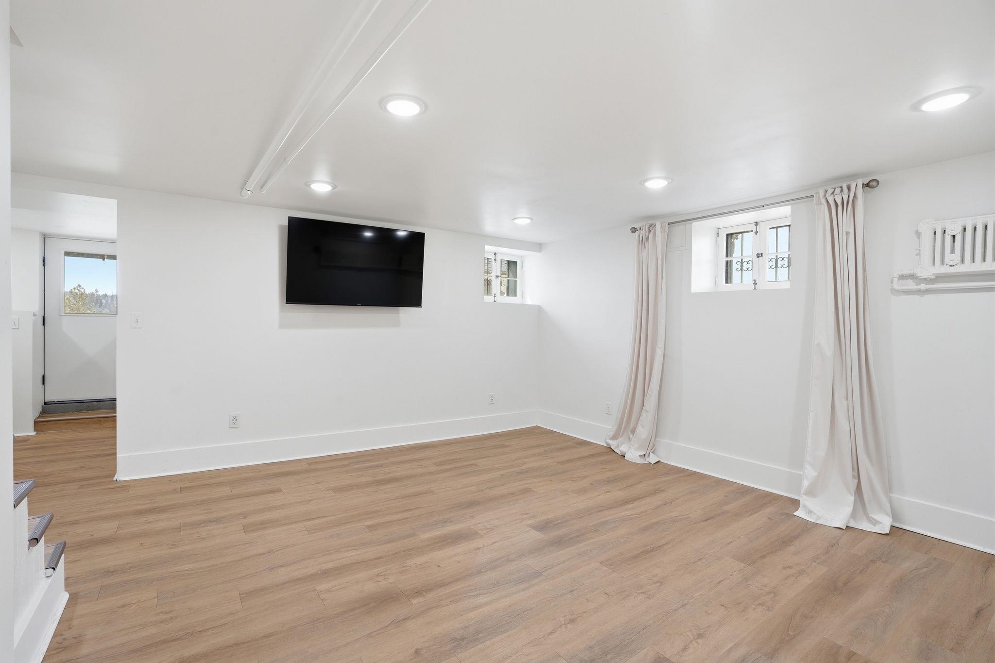364 S Coeur d'Alene St - Photo 42