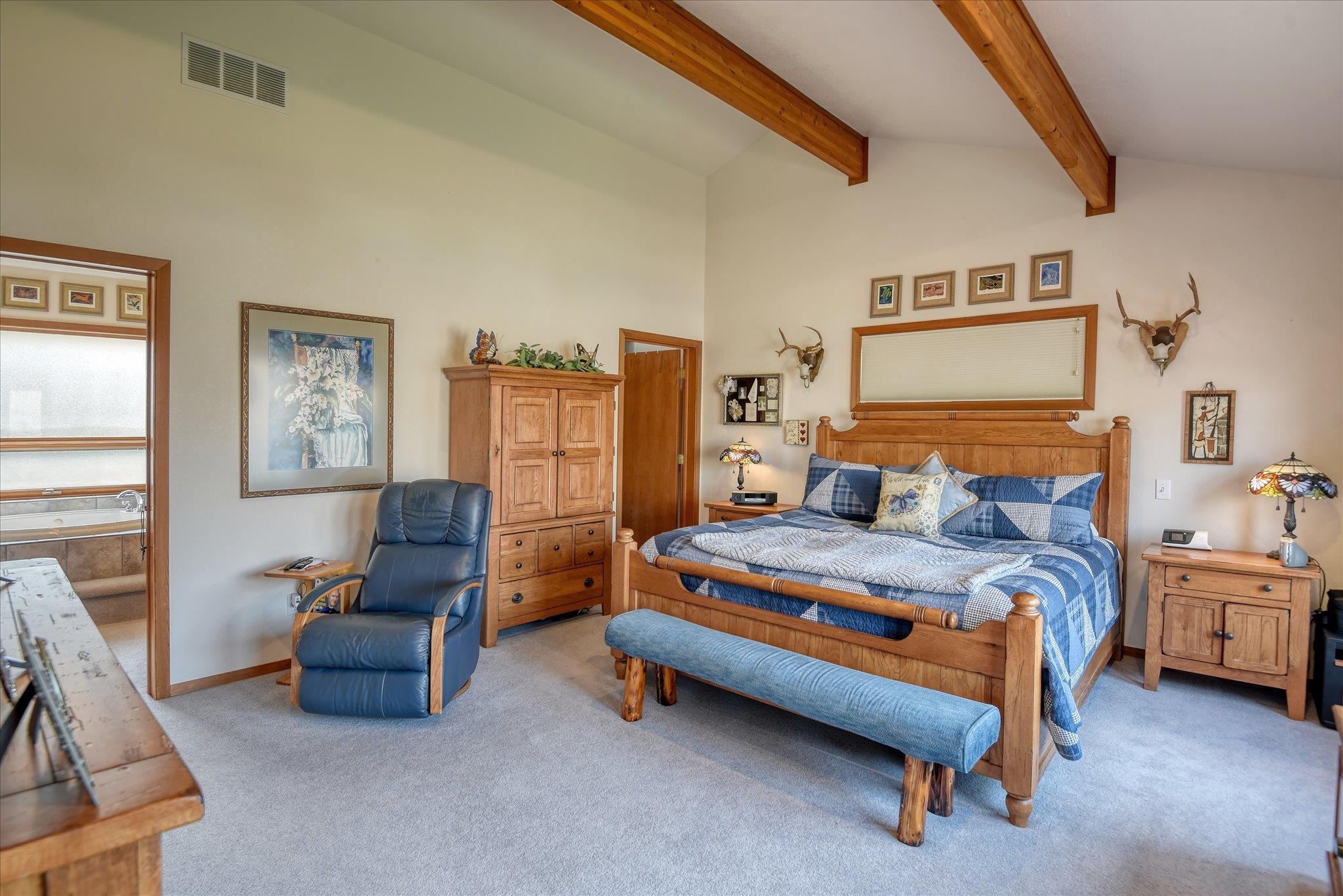 16547 Whitelaw Rd. E - Photo 25