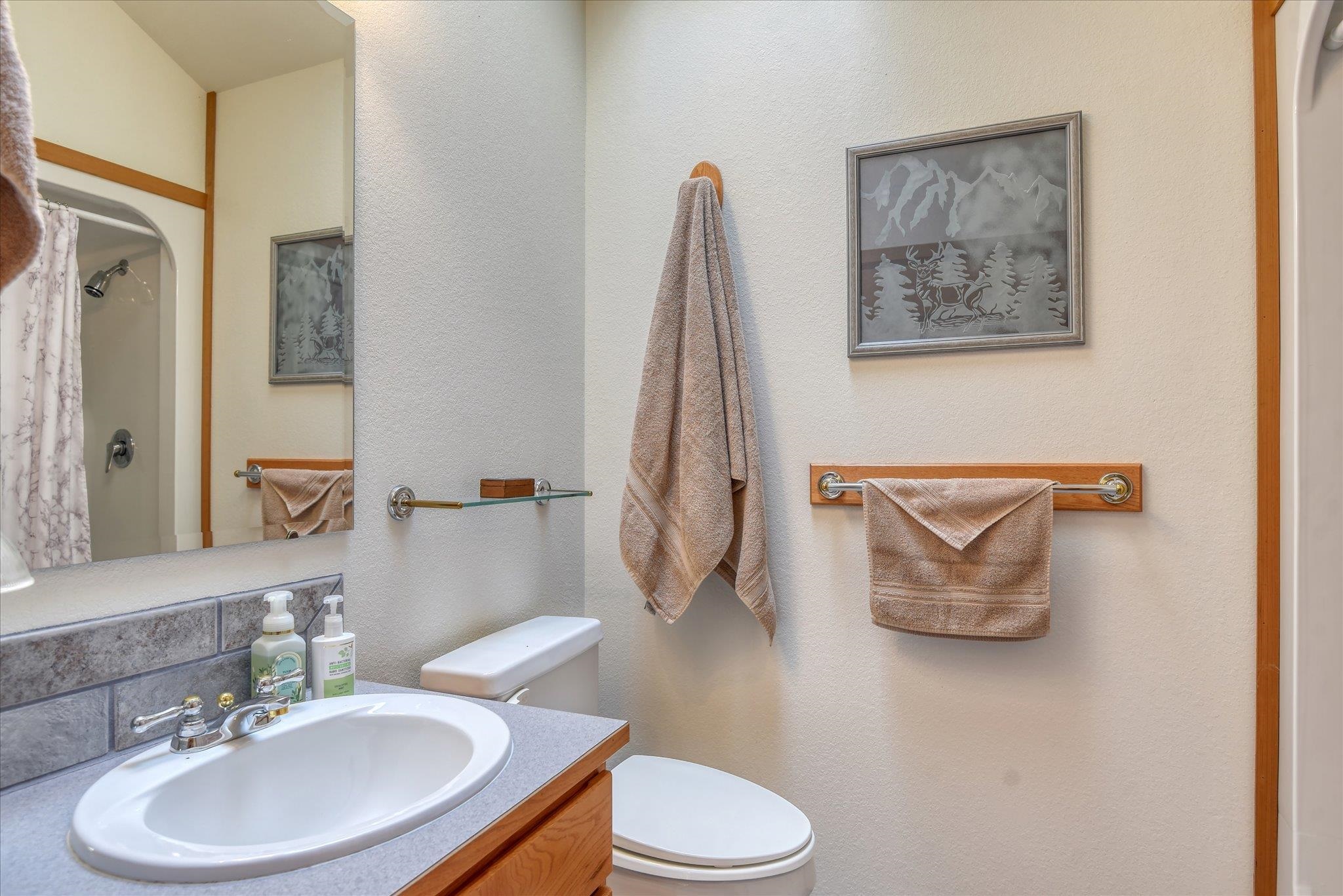 16547 Whitelaw Rd. E - Photo 31