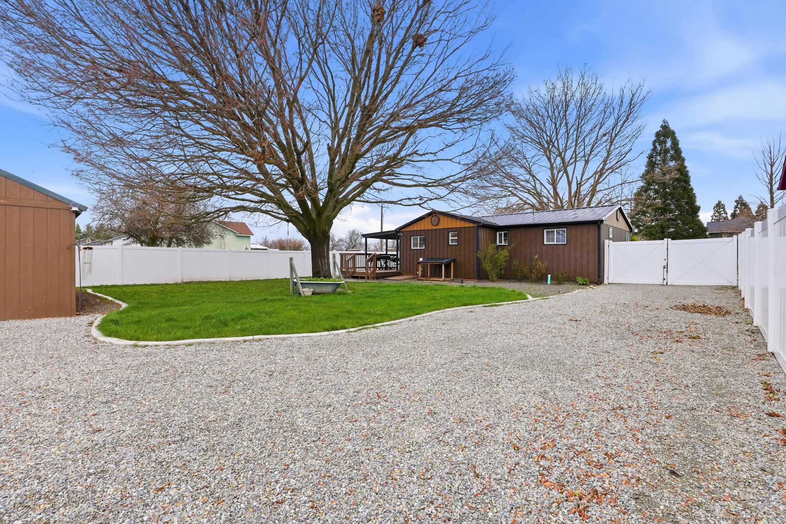 5325 N Vincent Rd - Photo 7