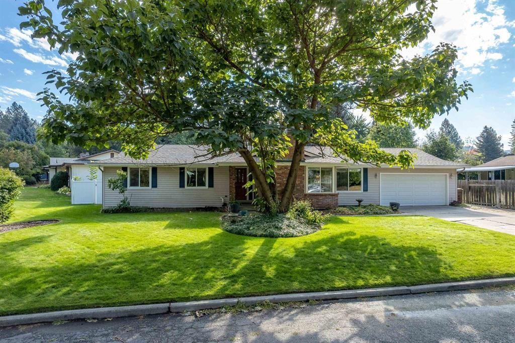 9728 N WOODRIDGE Dr - Photo 2