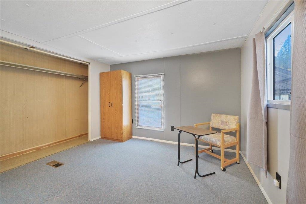 24807 E Trent Ave - Photo 10