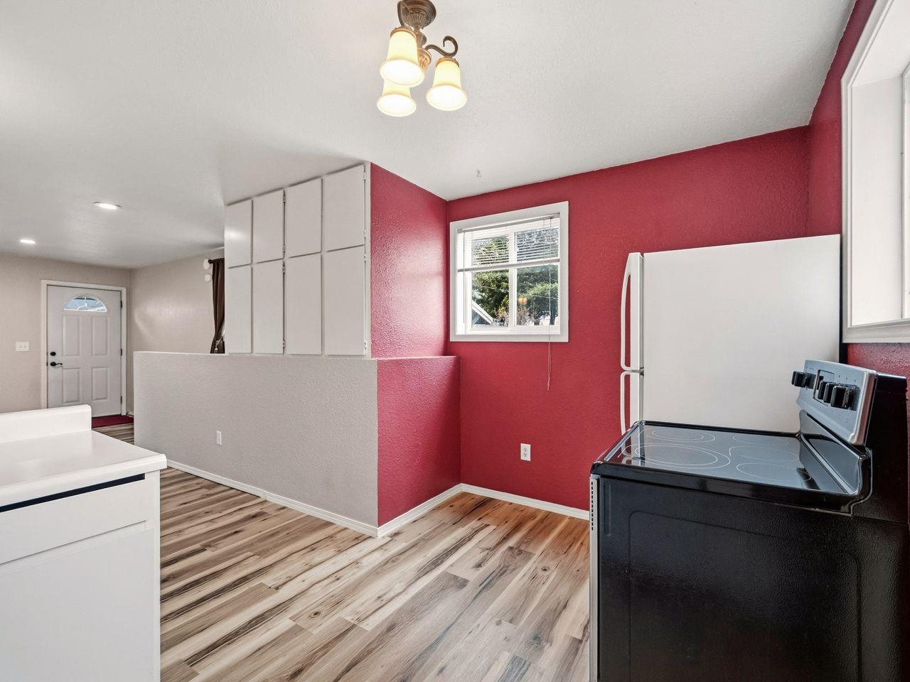 205 E Brewster St - Photo 10