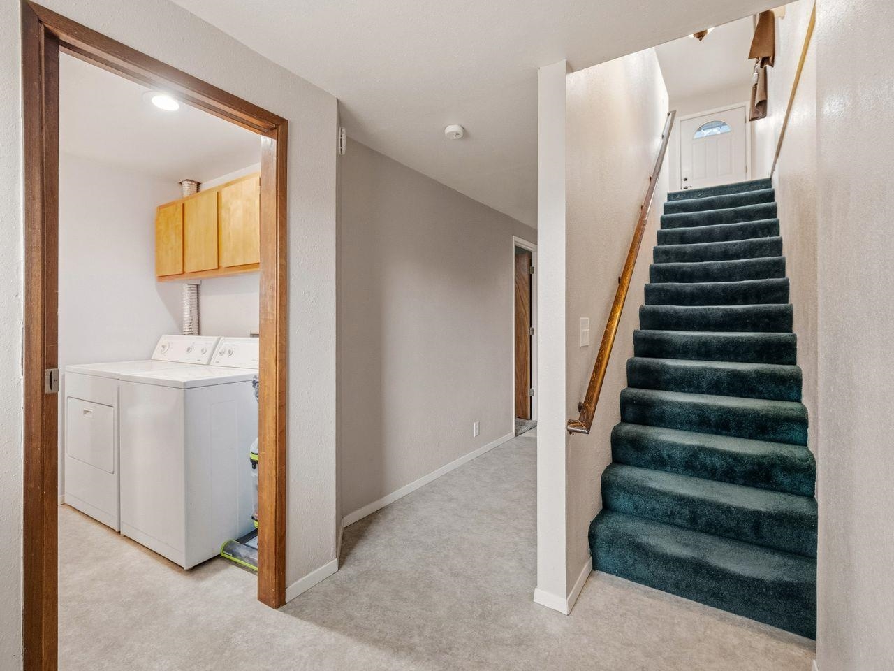 205 E Brewster St - Photo 17