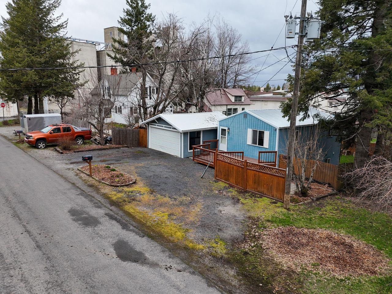 205 E Brewster St - Photo 40