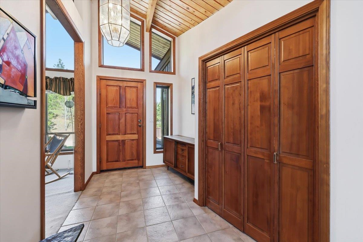 8206 W Bernhill Rd - Photo 5