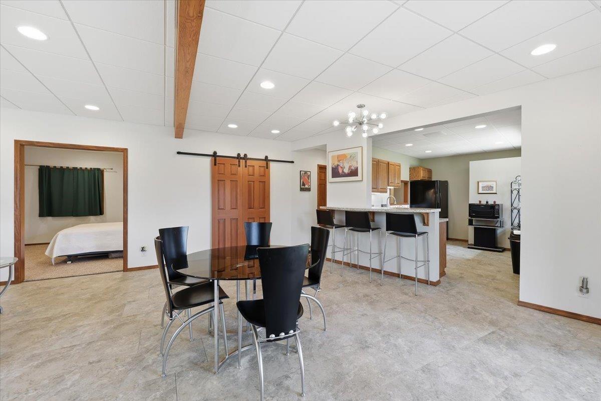 8206 W Bernhill Rd - Photo 31