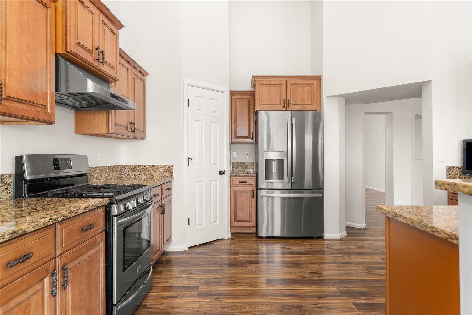 5205 Allen Rd - Photo 3