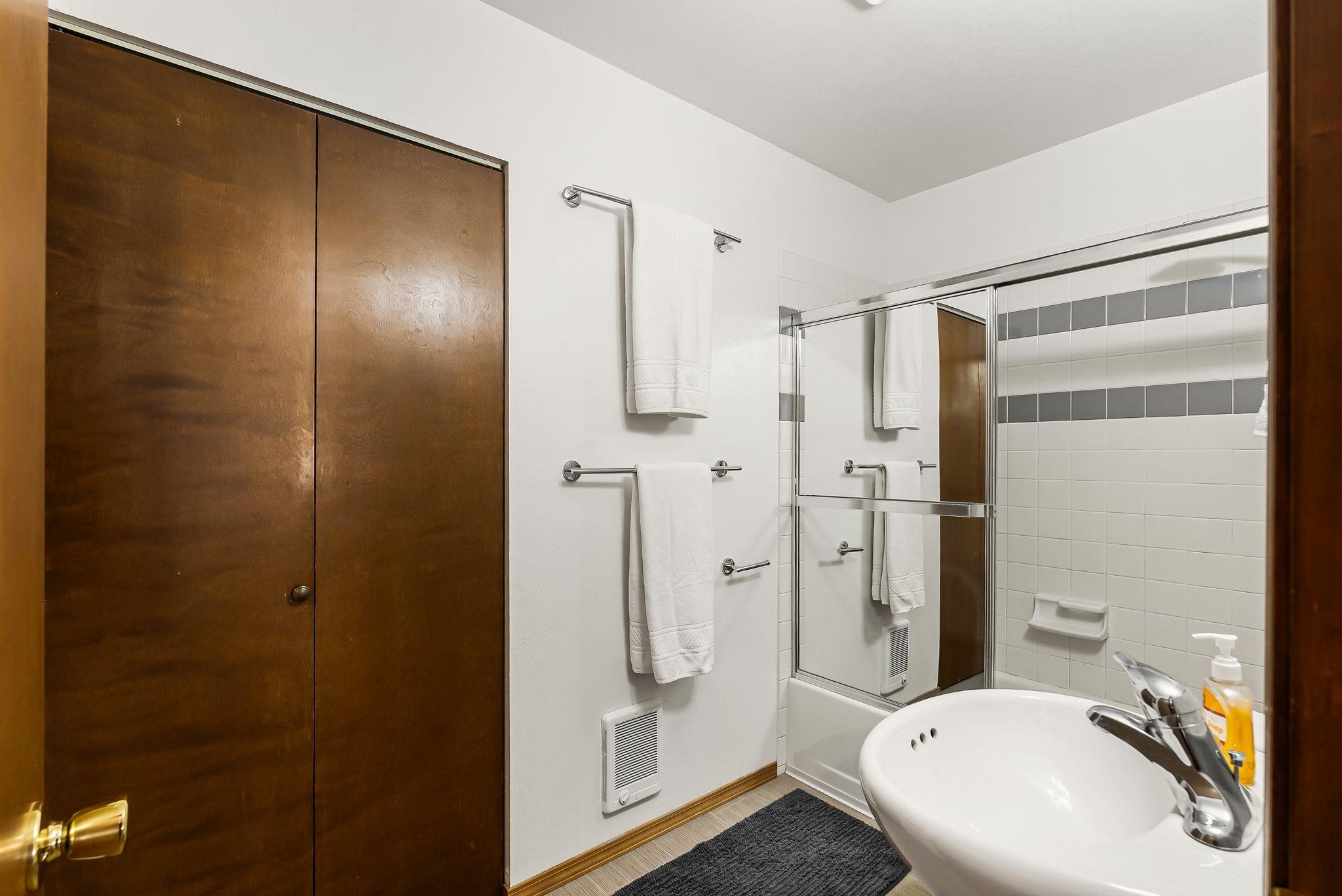 40782 Robbins Rd - Photo 19