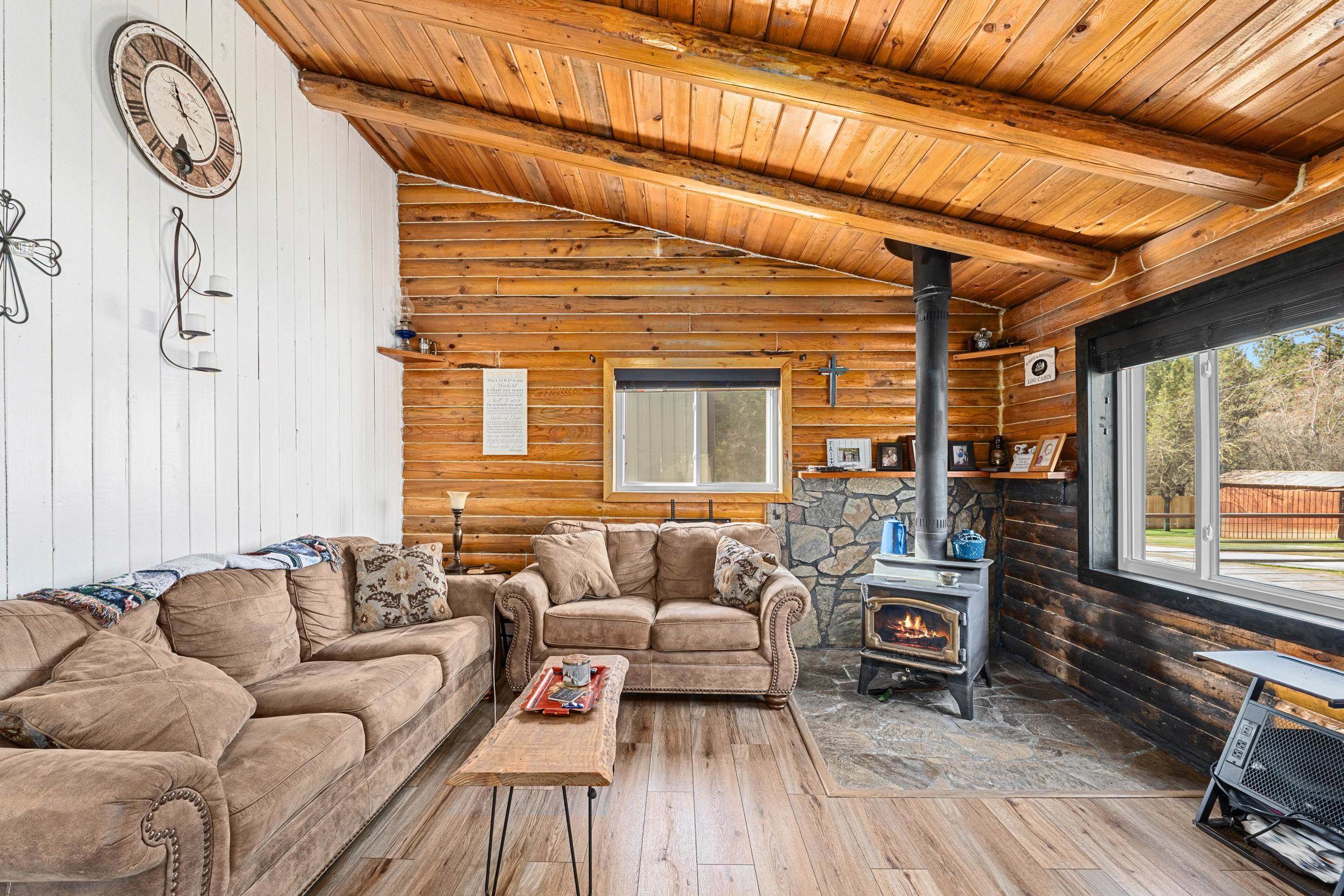 1903 Orchard Dr - Photo 5
