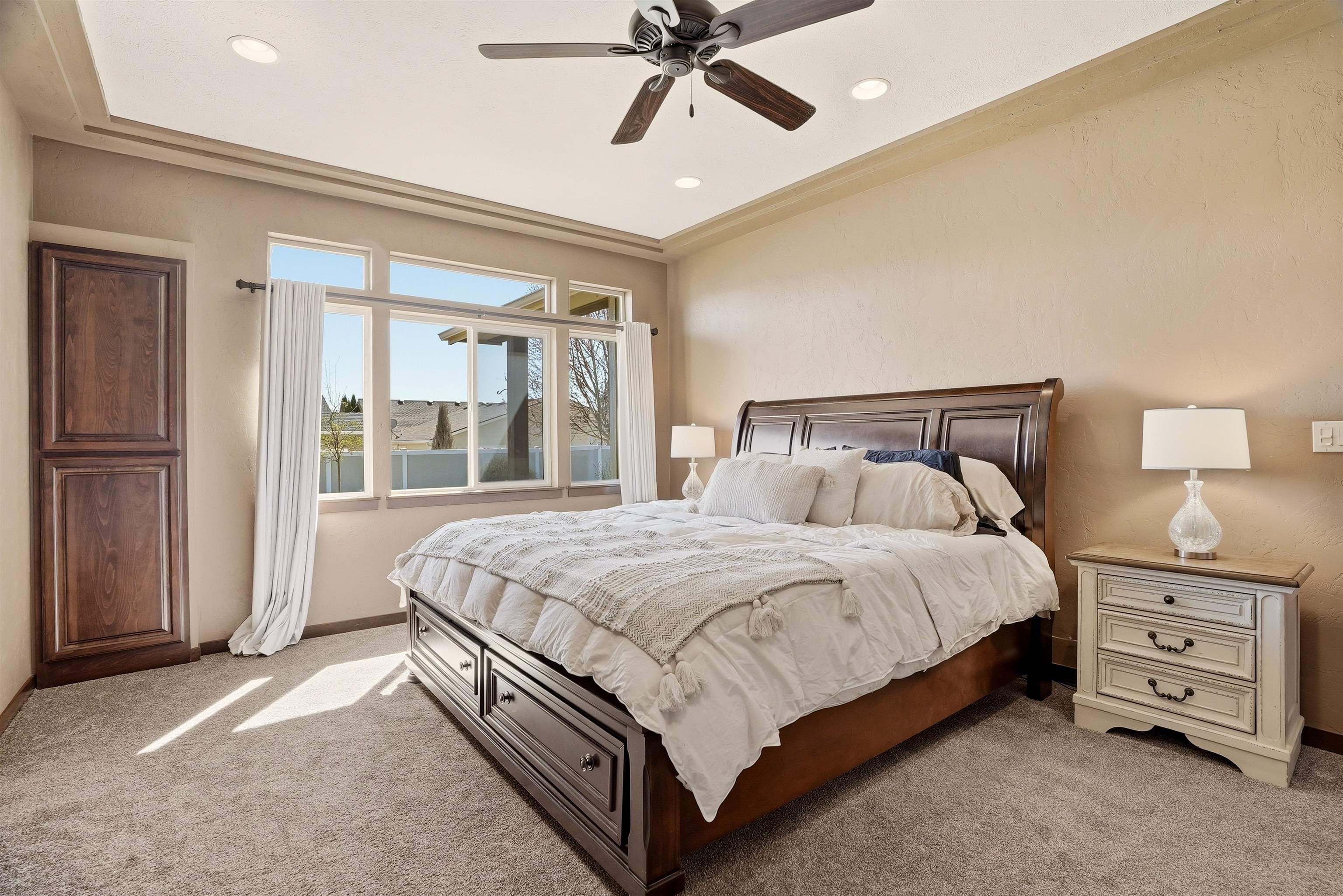 202 E Alexa Ct - Photo 9