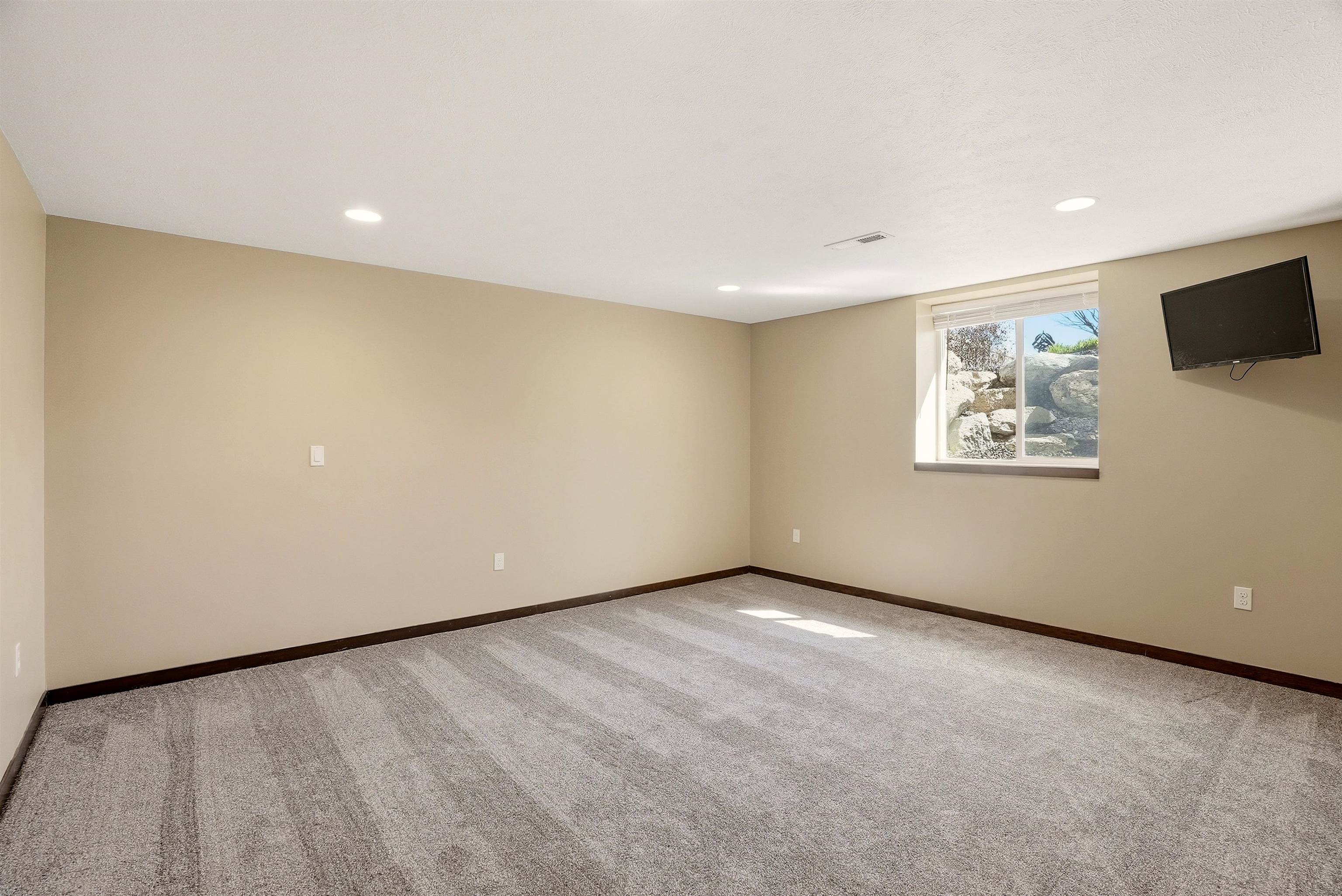 202 E Alexa Ct - Photo 15