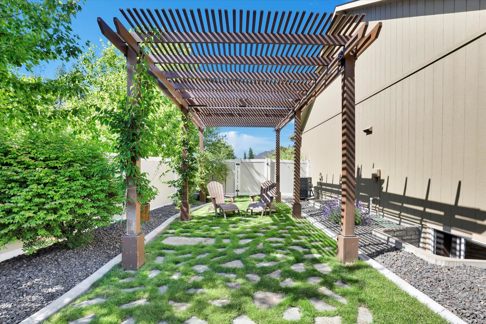202 E Alexa Ct - Photo 5