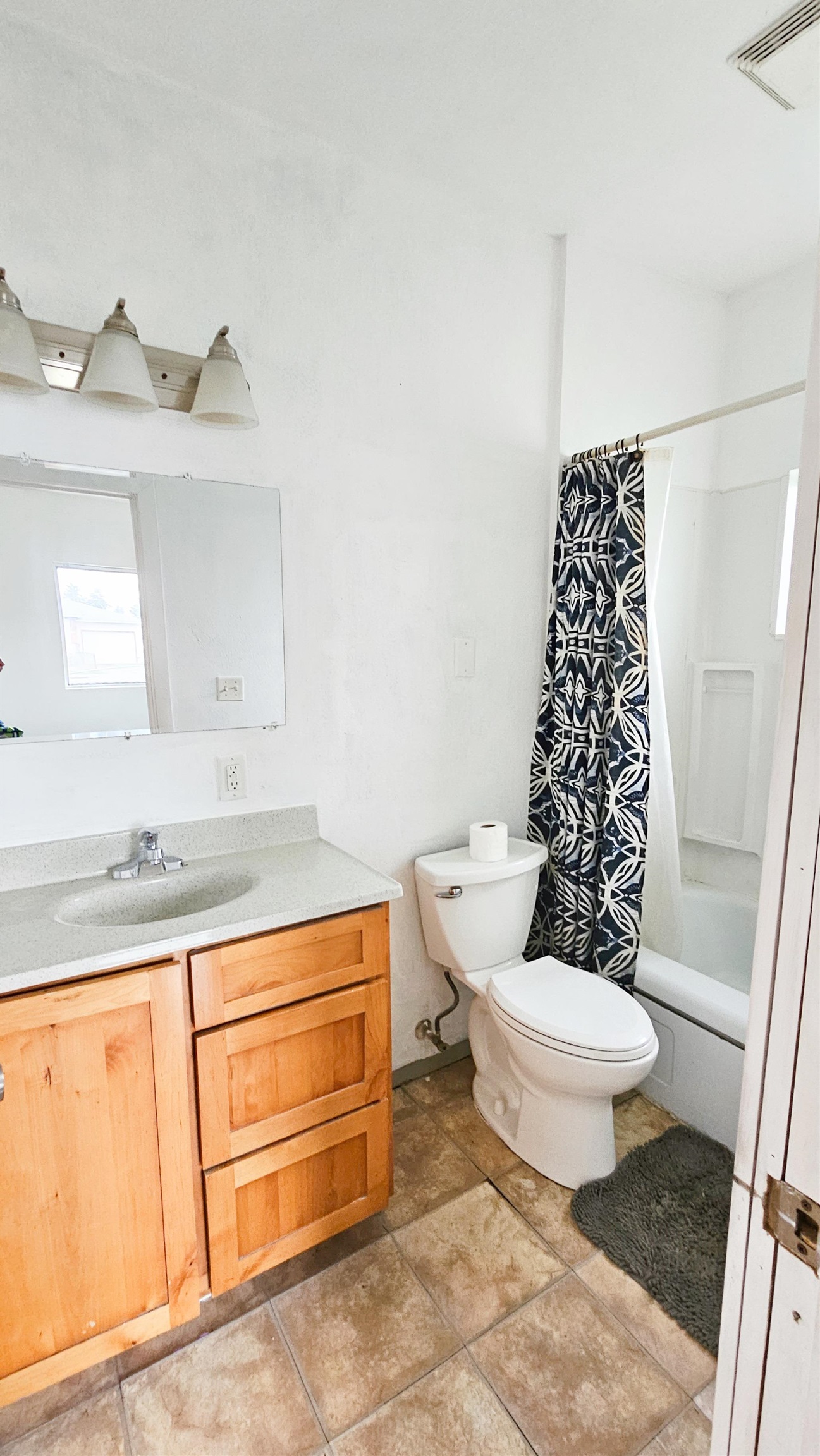 1217 E Wellesley Ave - Photo 5