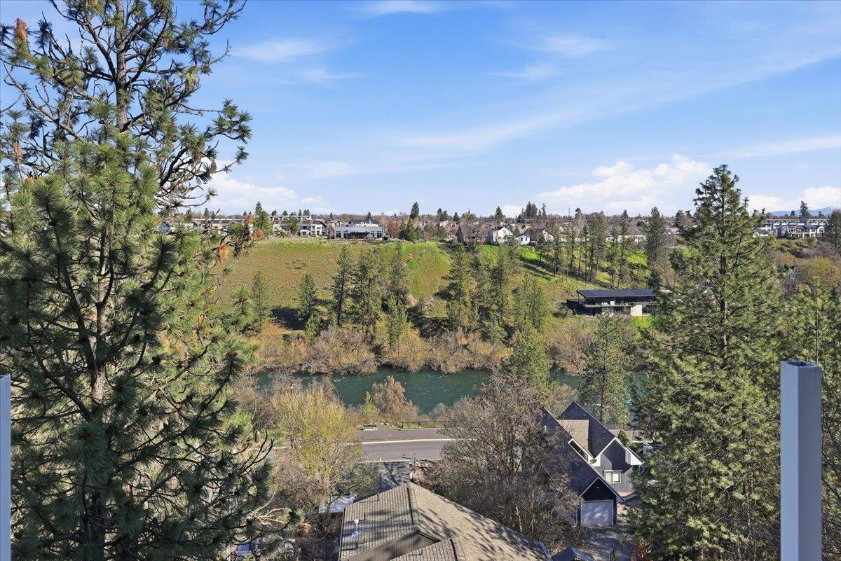2230 W Riverside Ave - Photo 4