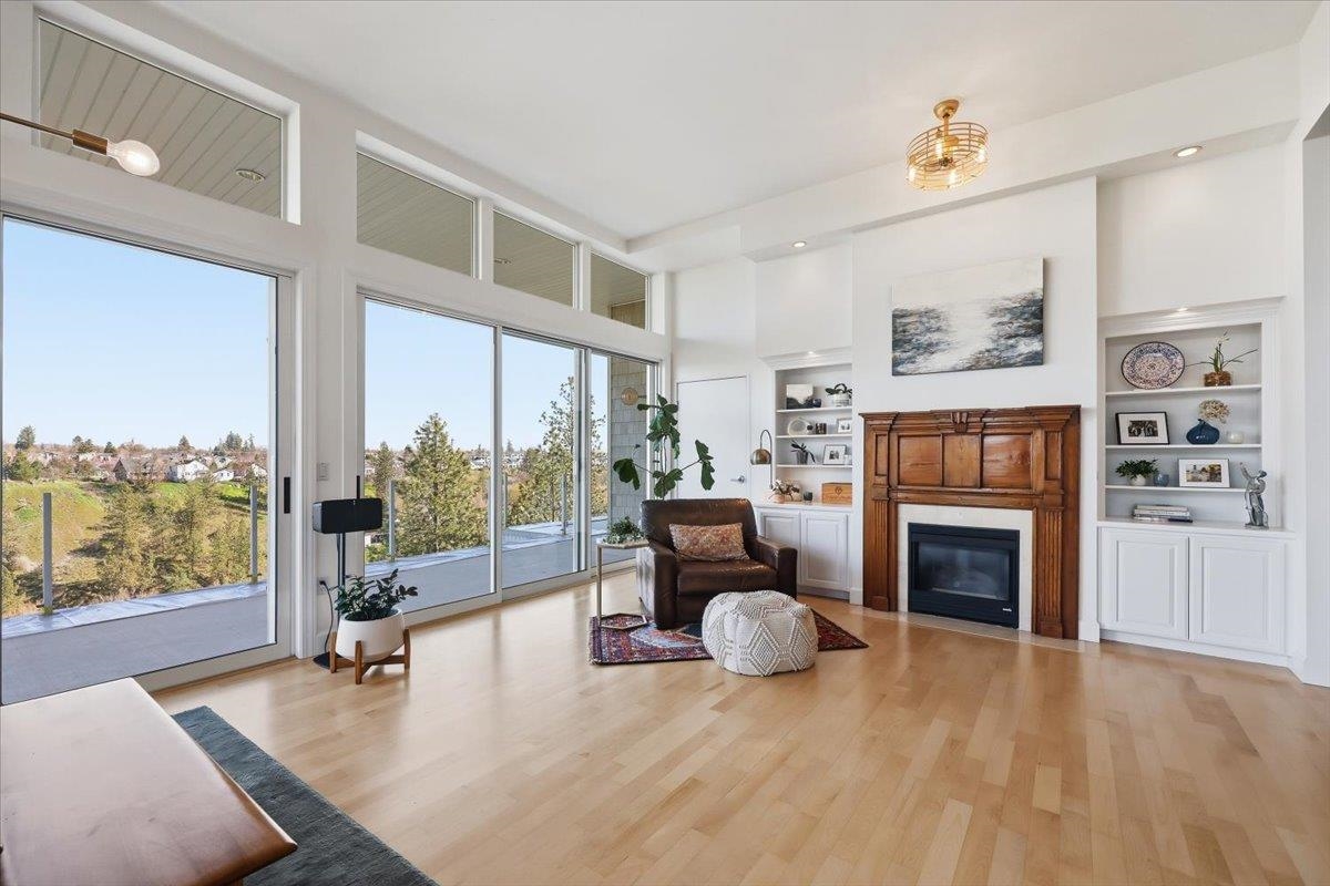 2230 W Riverside Ave - Photo 10