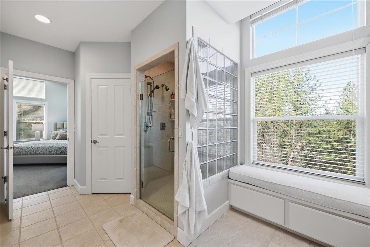 2230 W Riverside Ave - Photo 18