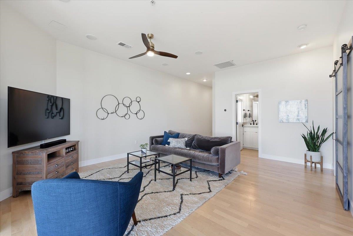 2230 W Riverside Ave - Photo 22