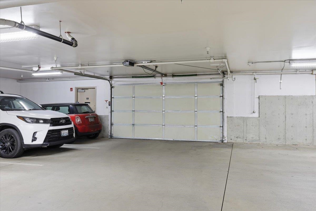 2230 W Riverside Ave - Photo 32