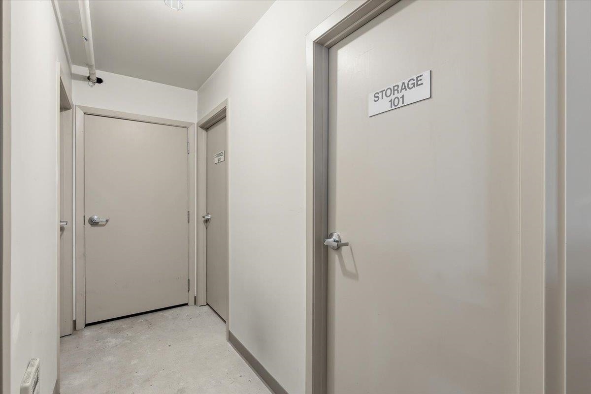 2230 W Riverside Ave - Photo 34
