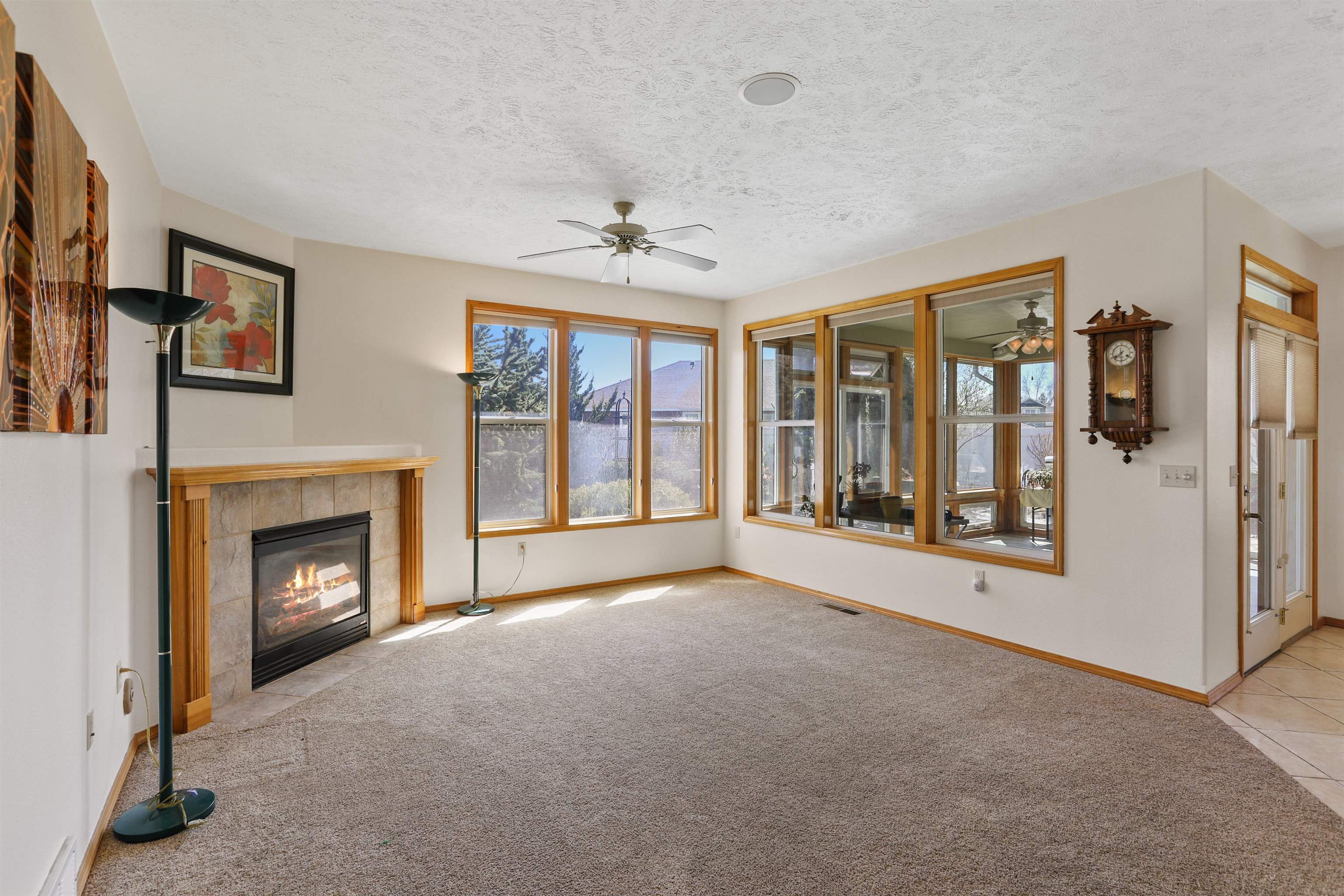16317 N McKinnon Ln - Photo 2