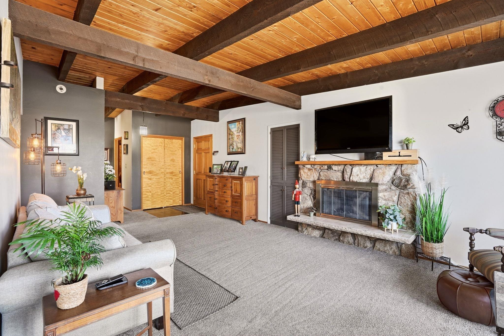 108 E Rowan Ave - Photo 7