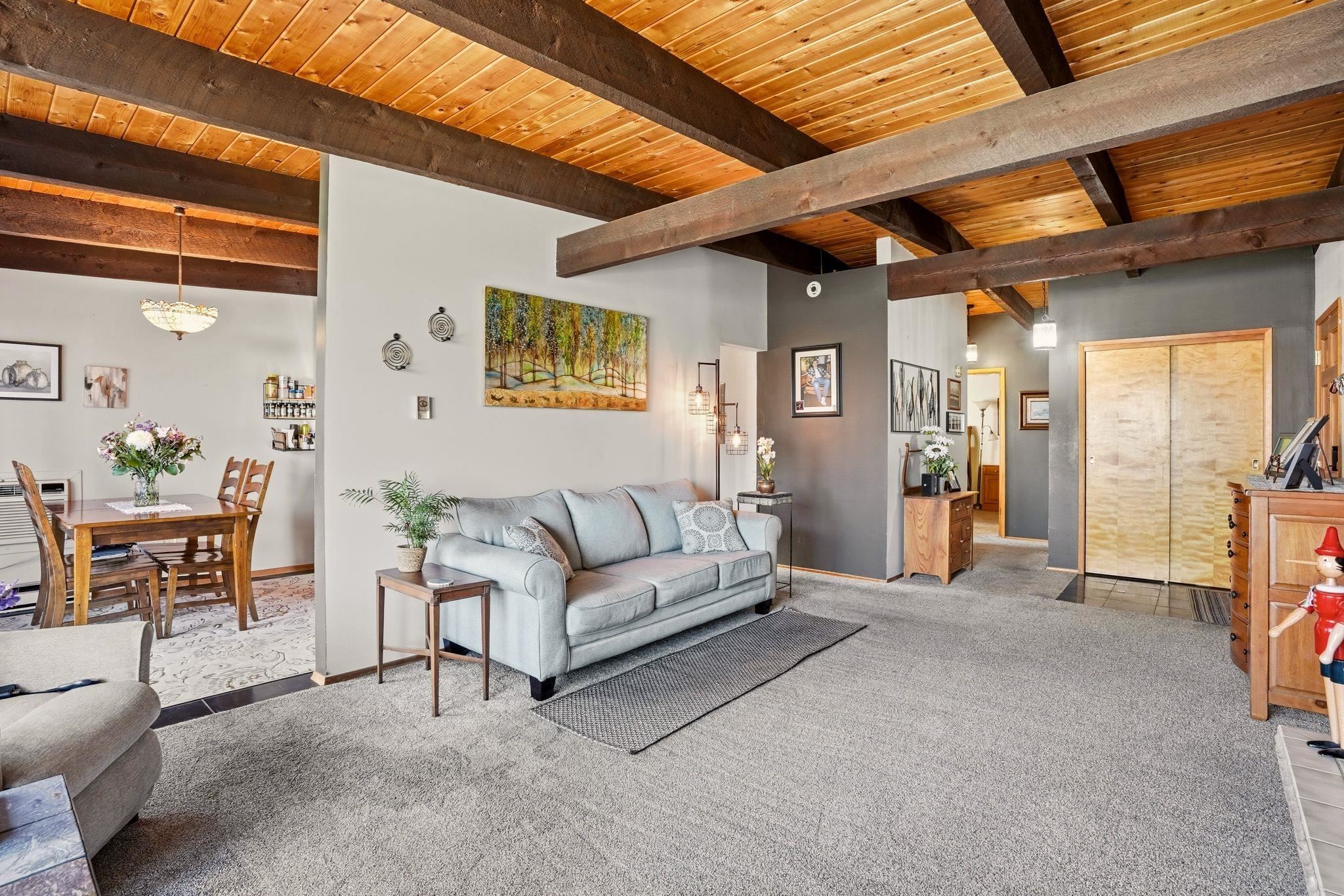 108 E Rowan Ave - Photo 11