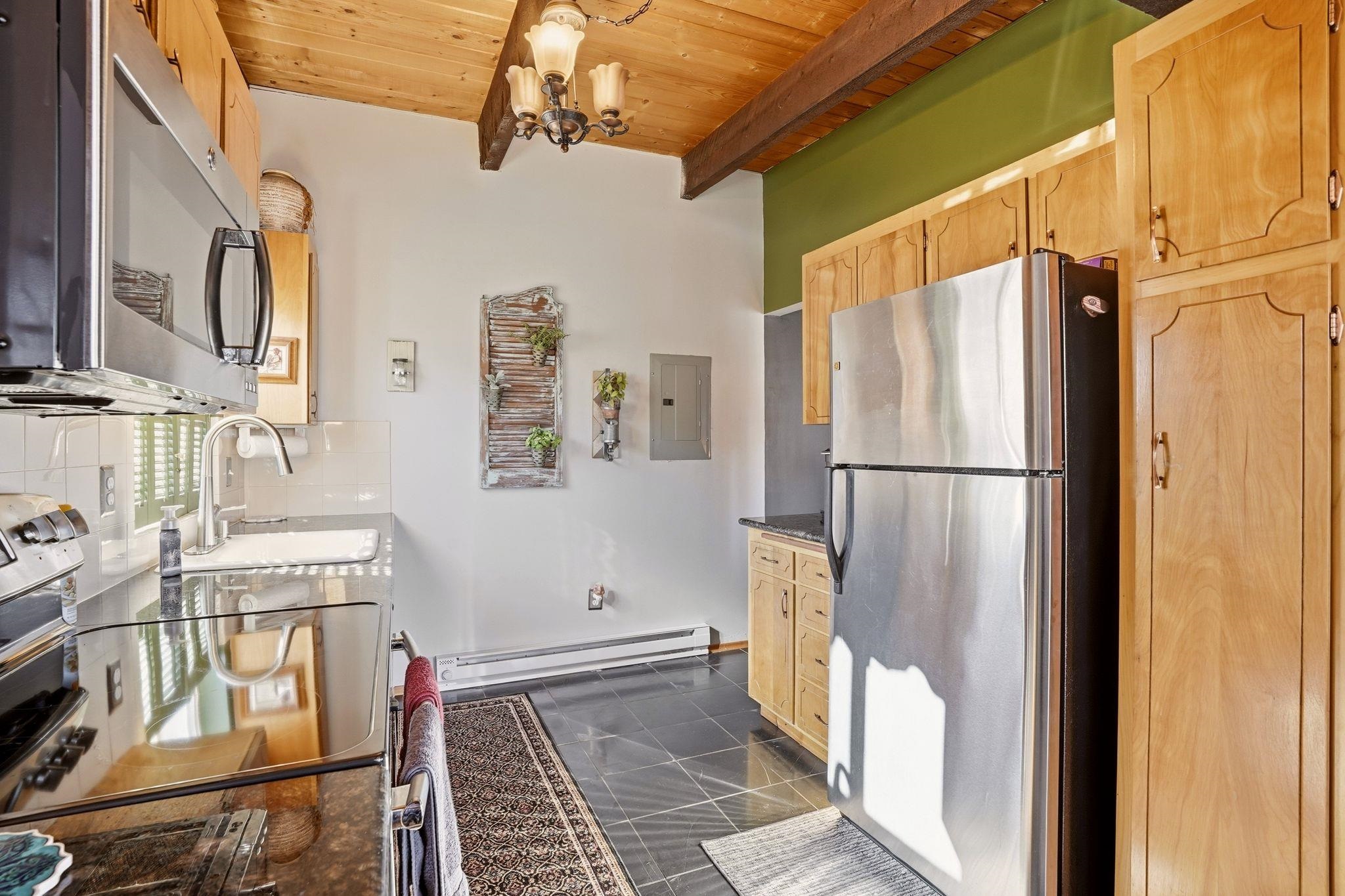 108 E Rowan Ave - Photo 15