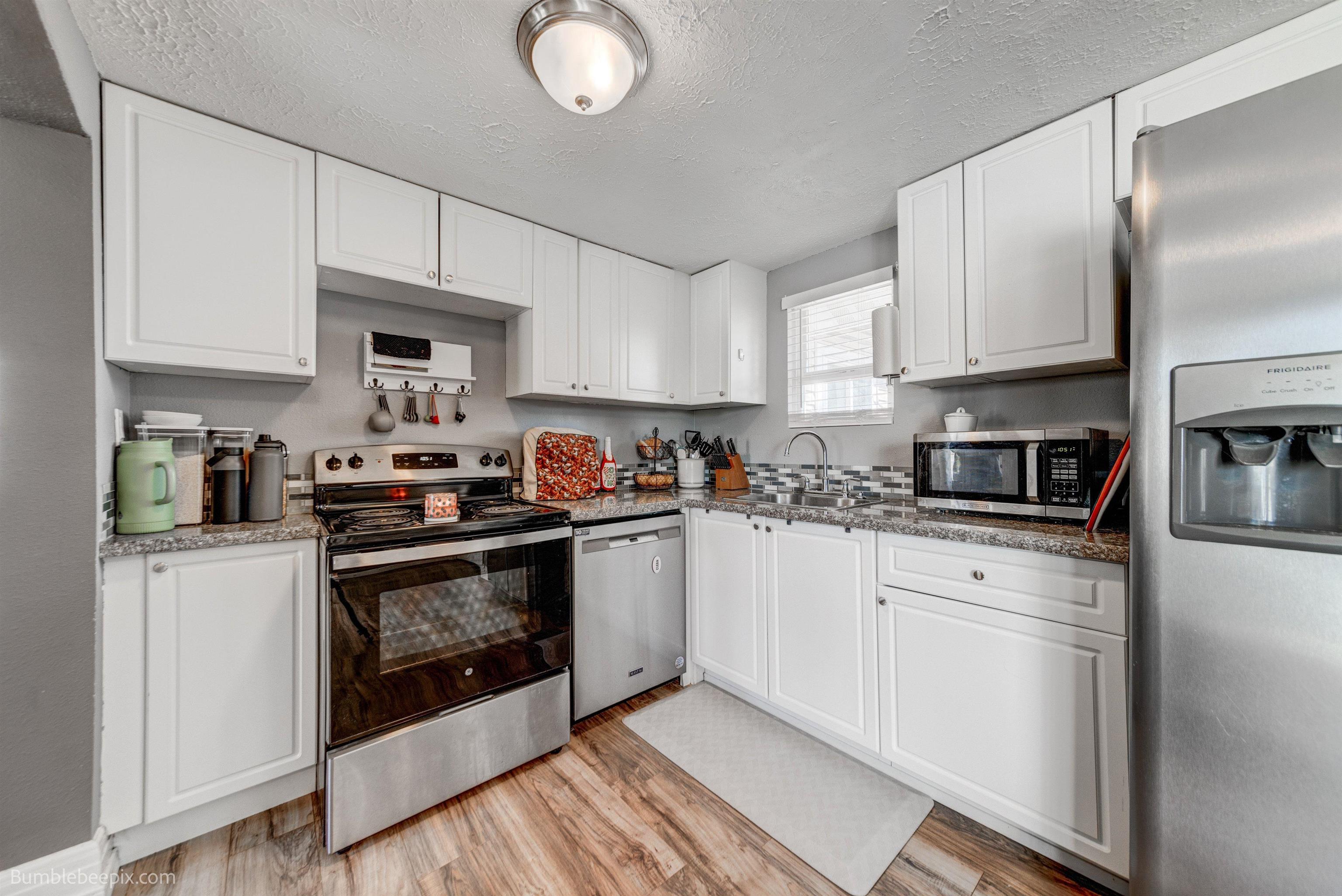 4718 N MAGNOLIA St - Photo 5