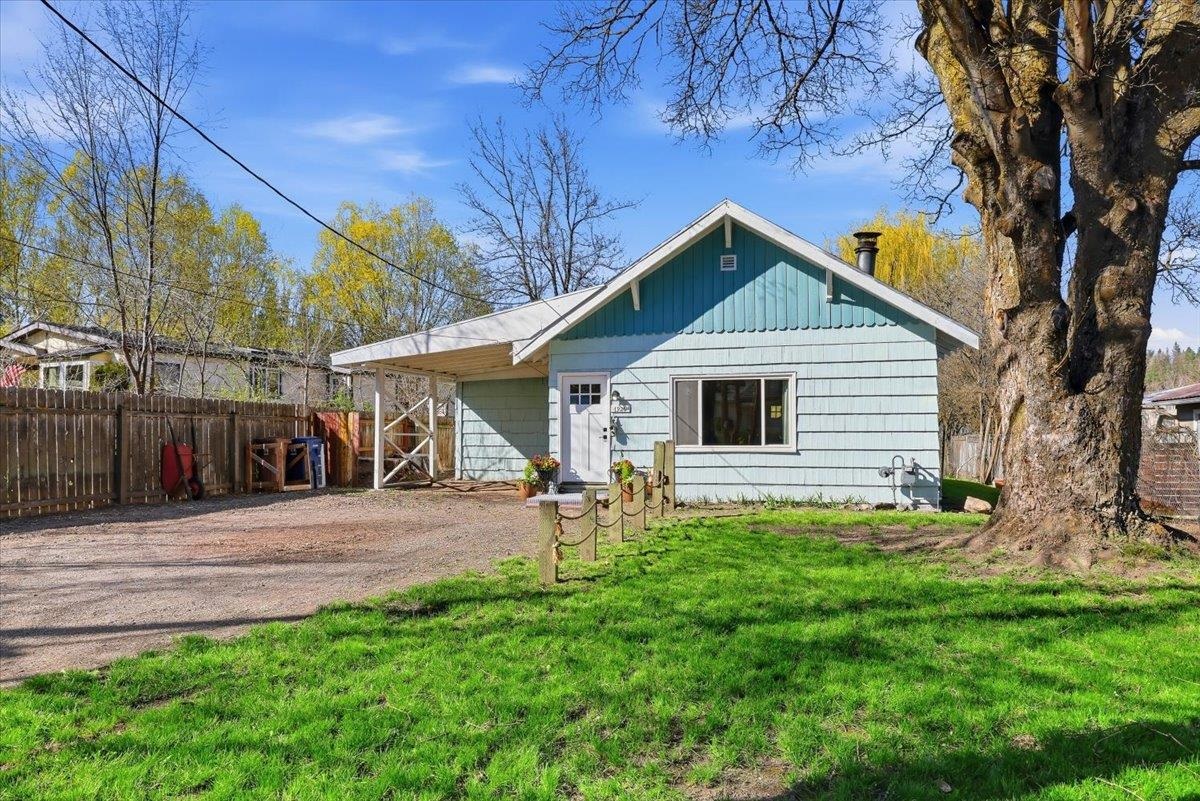 1920 W 23rd Ave - Photo 1