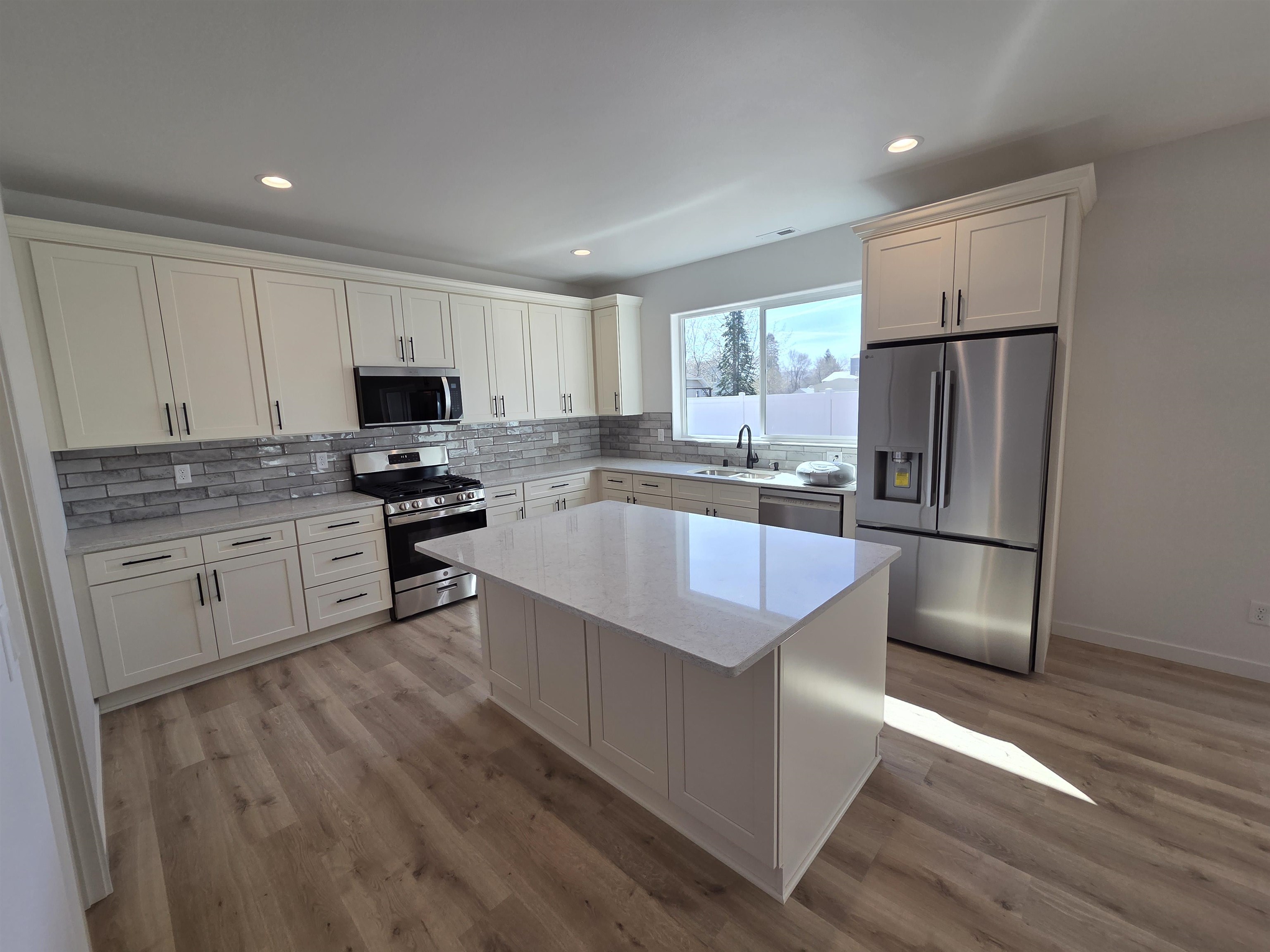 12708 E Desmet Ave - Photo 12