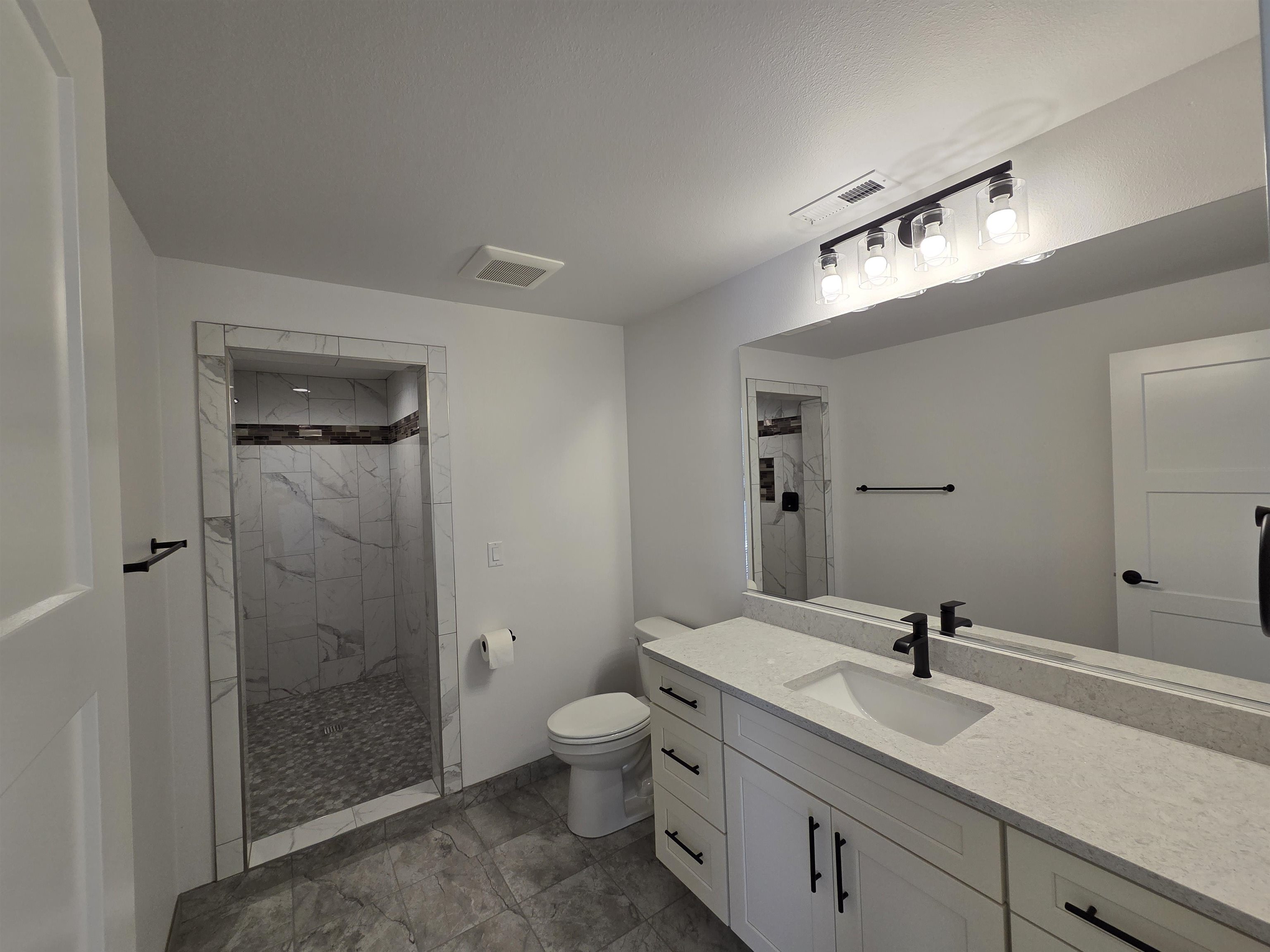 12708 E Desmet Ave - Photo 13