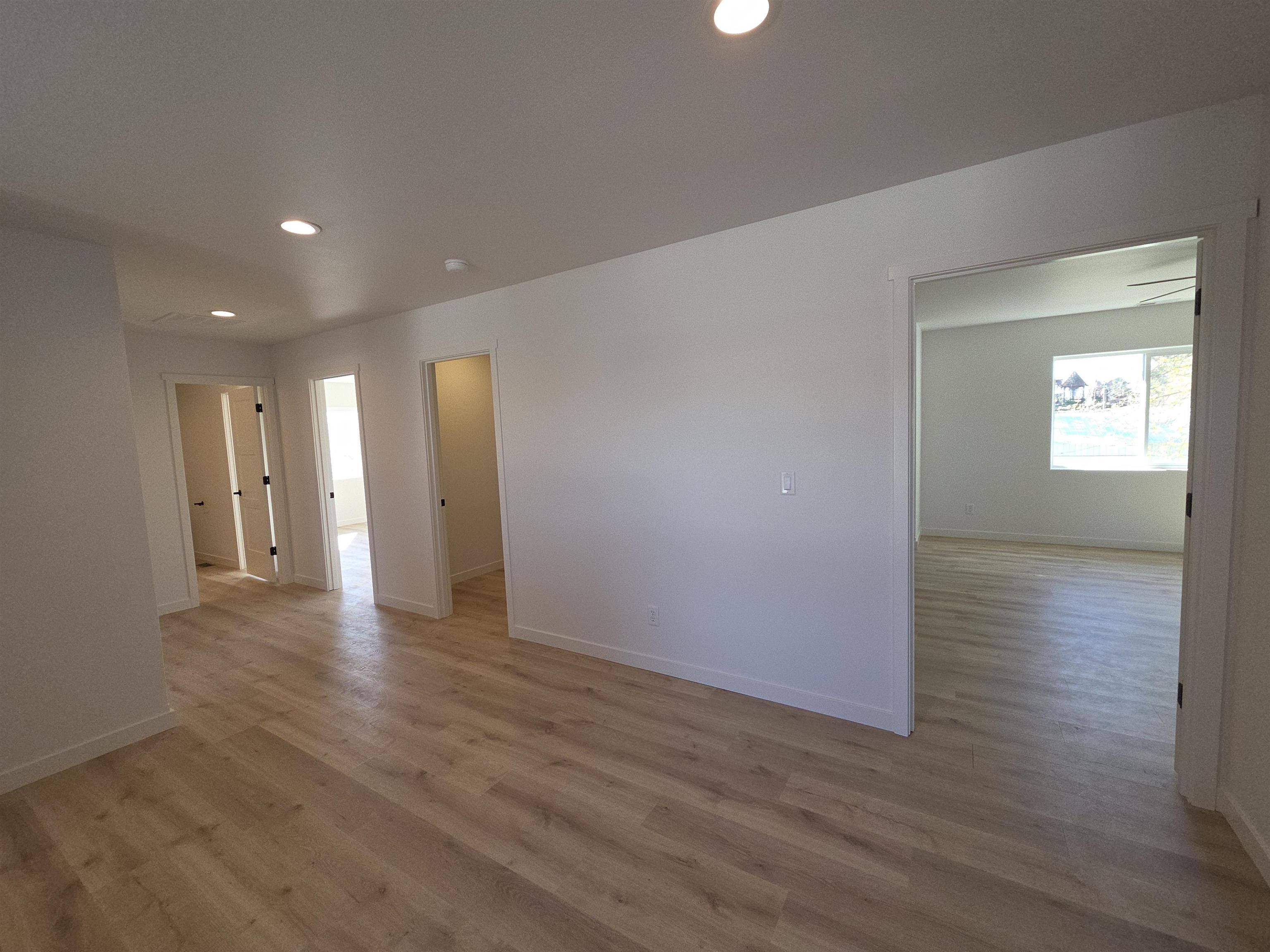 12708 E Desmet Ave - Photo 18