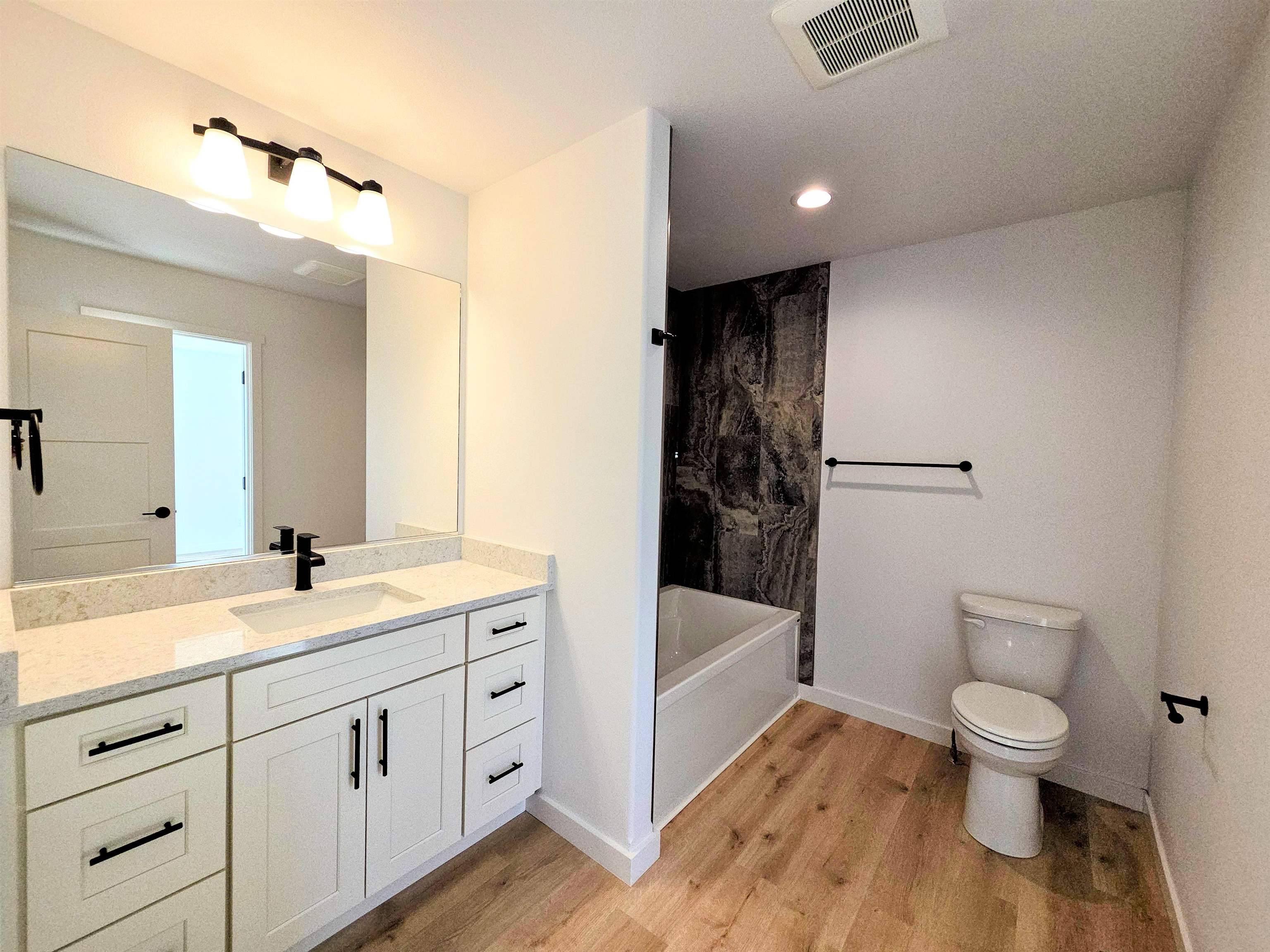 12708 E Desmet Ave - Photo 20