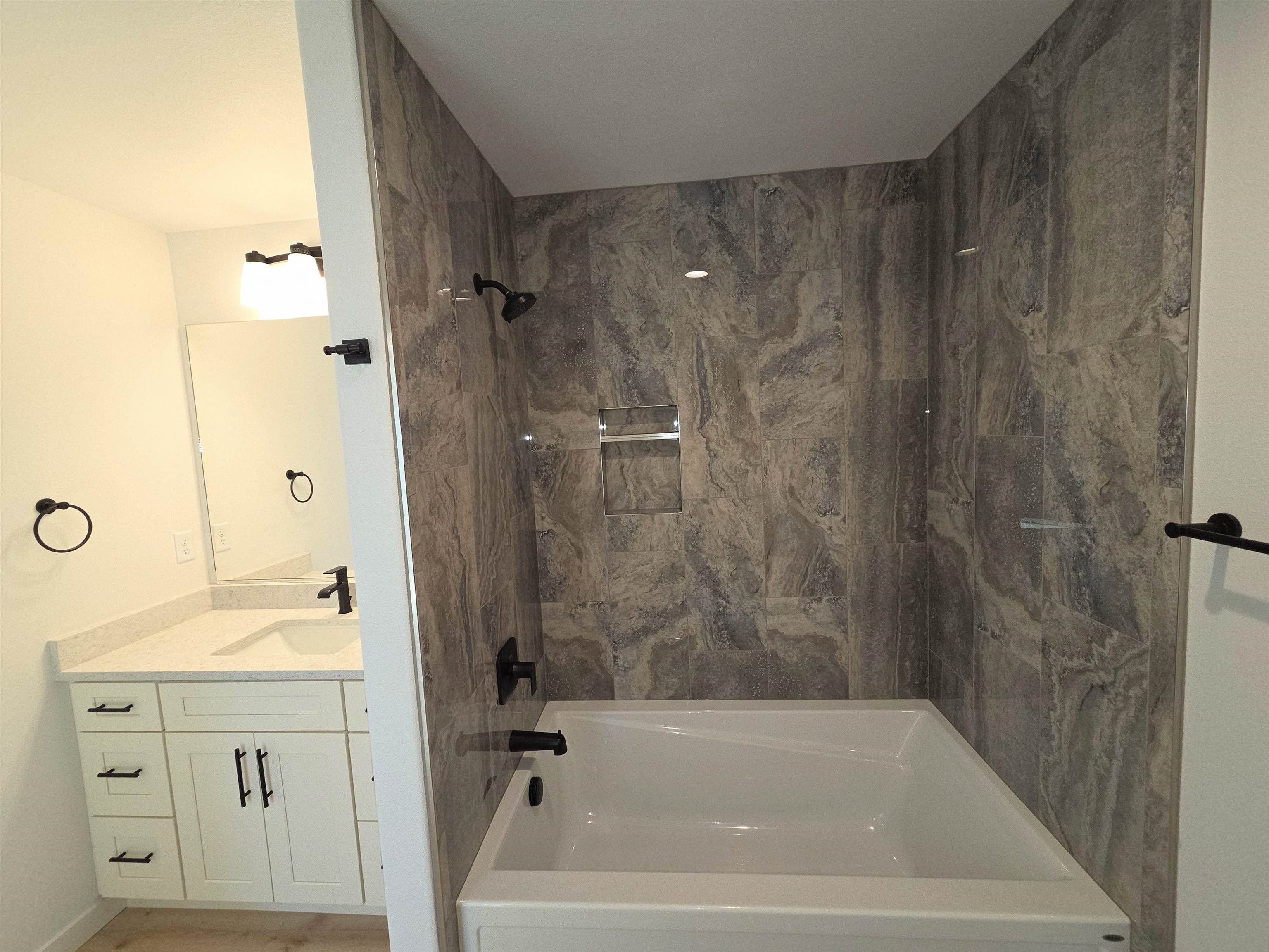 12708 E Desmet Ave - Photo 21