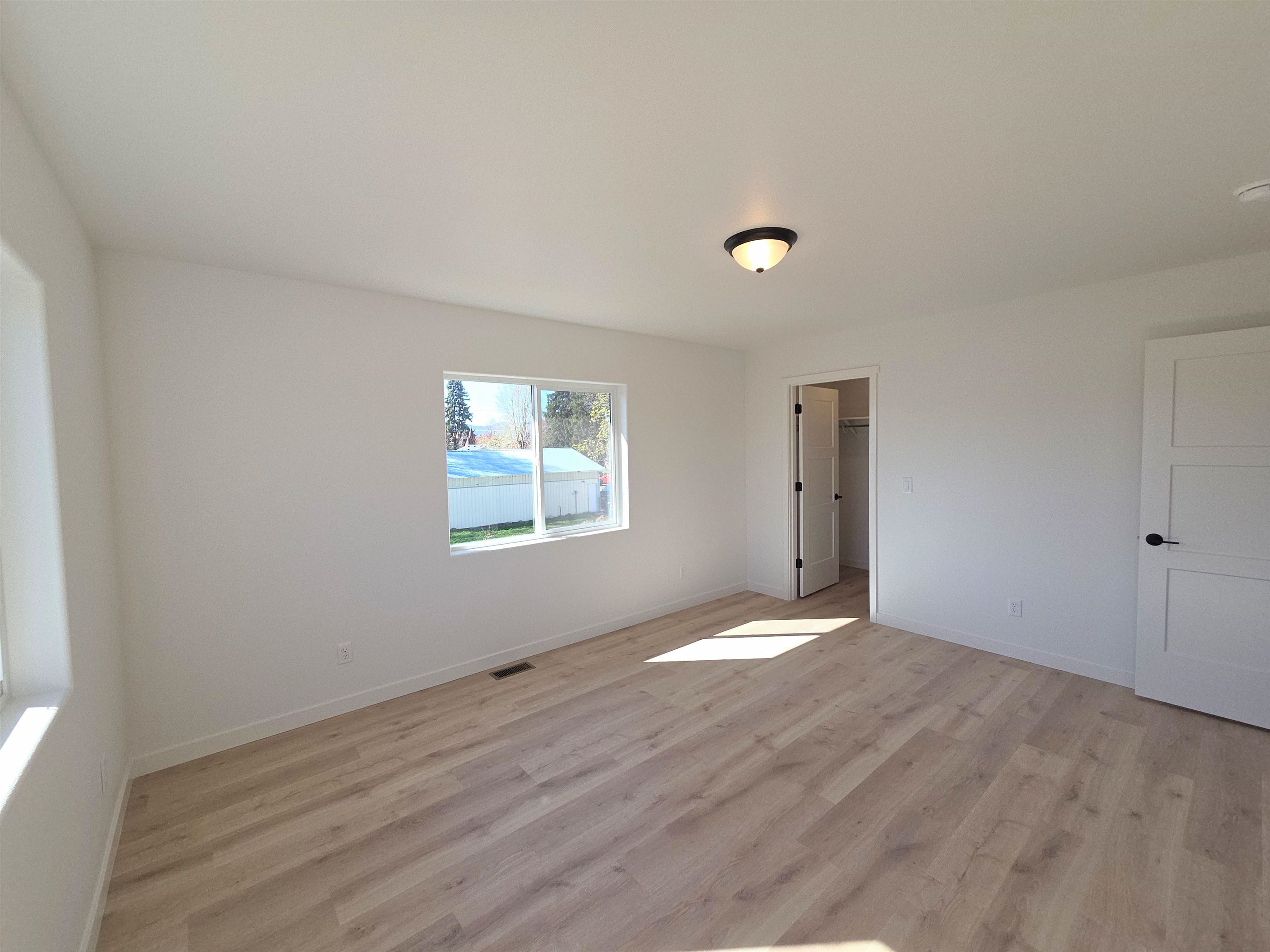12708 E Desmet Ave - Photo 19