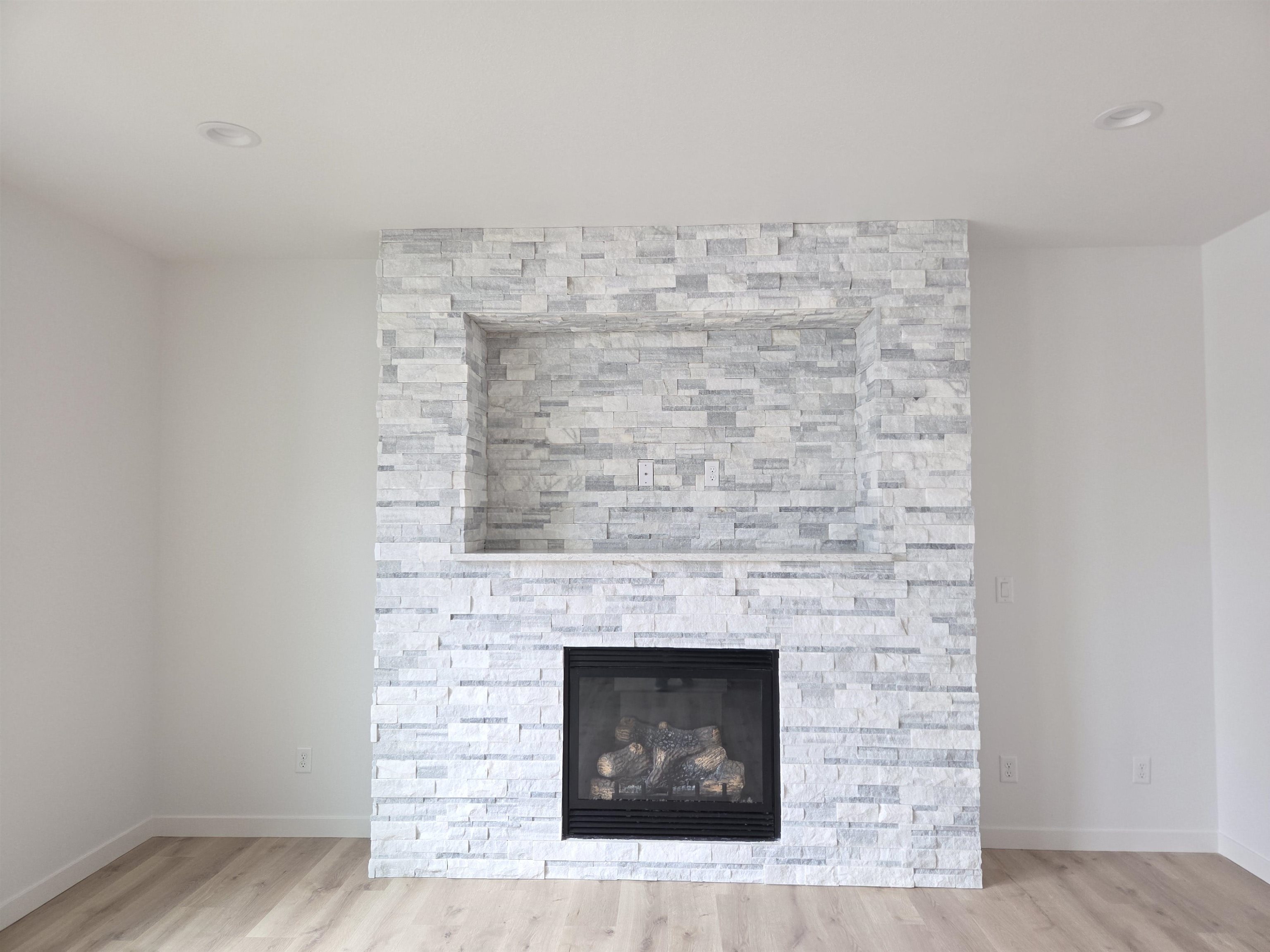 12708 E Desmet Ave - Photo 8