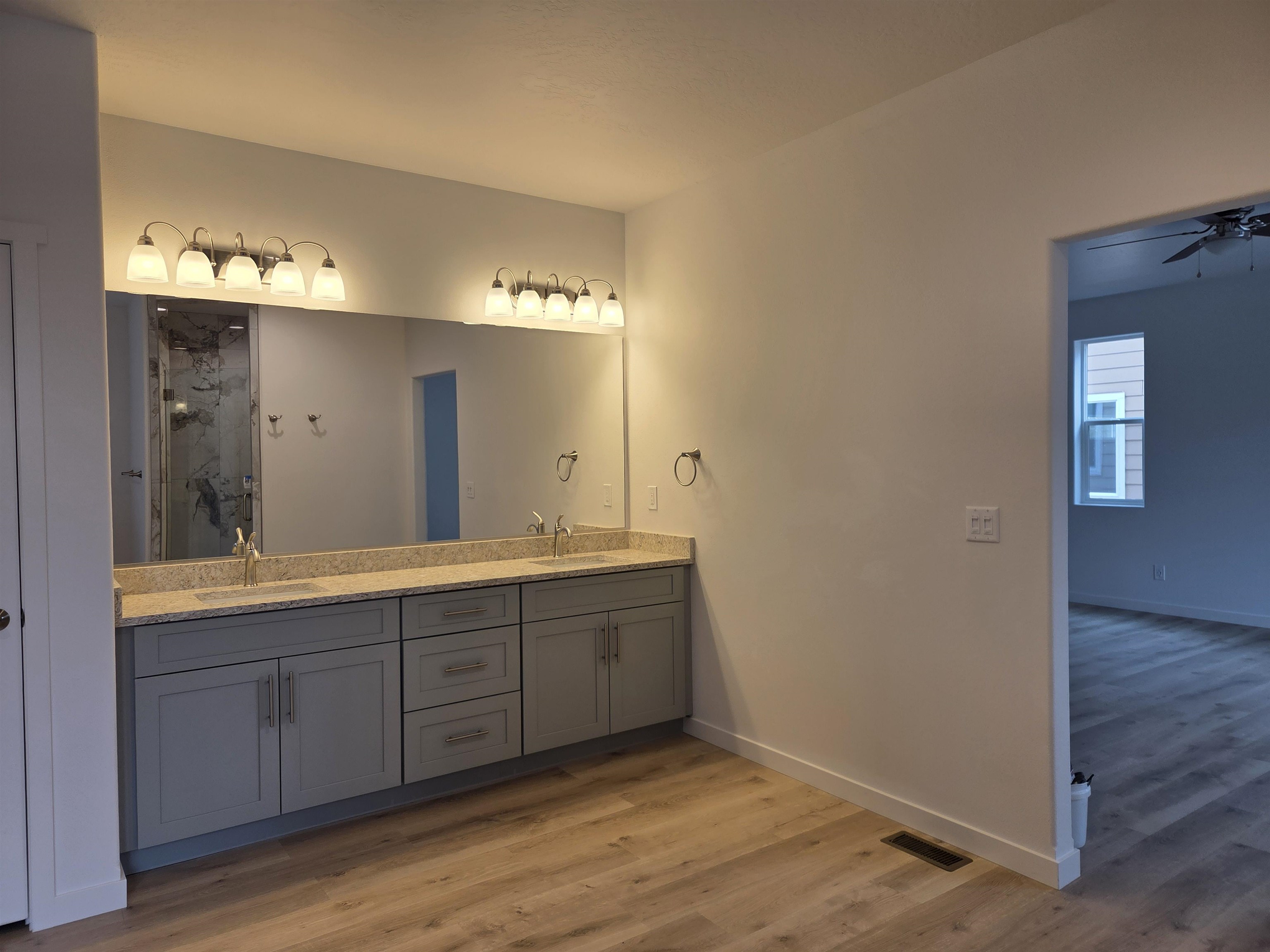 12704 E Desmet Ave - Photo 23