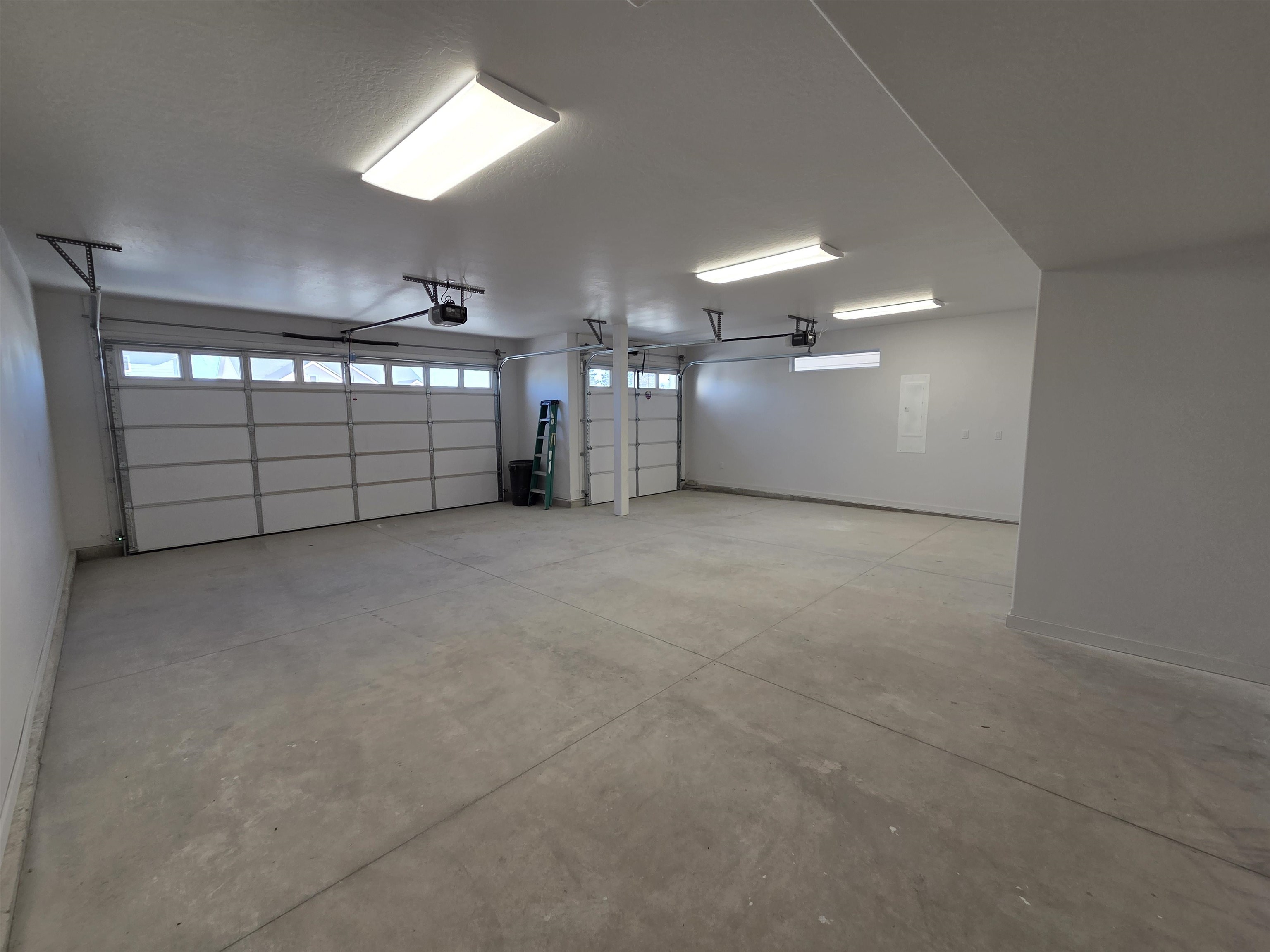12704 E Desmet Ave - Photo 27