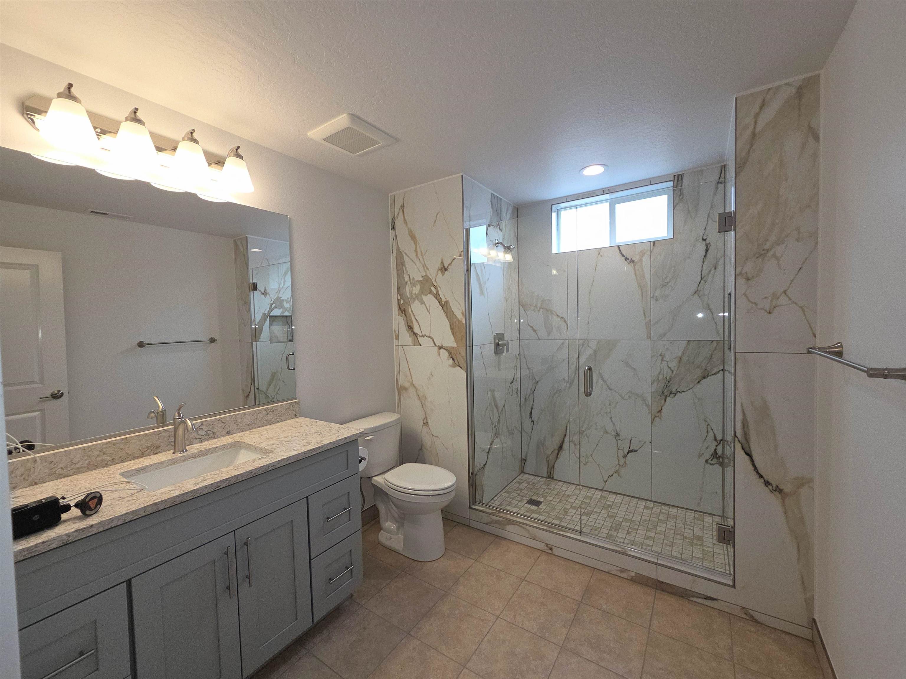 12704 E Desmet Ave - Photo 5