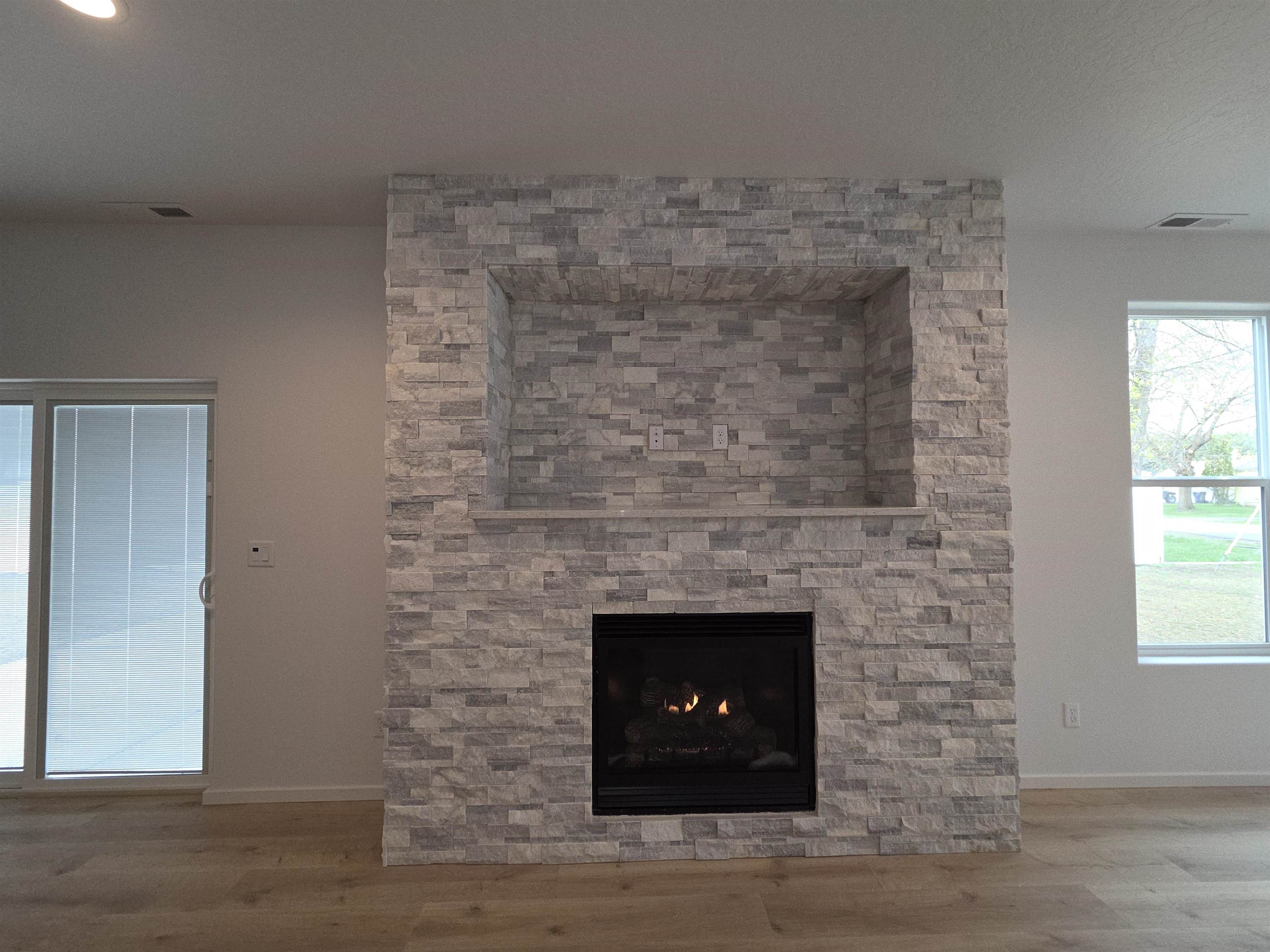 12704 E Desmet Ave - Photo 9