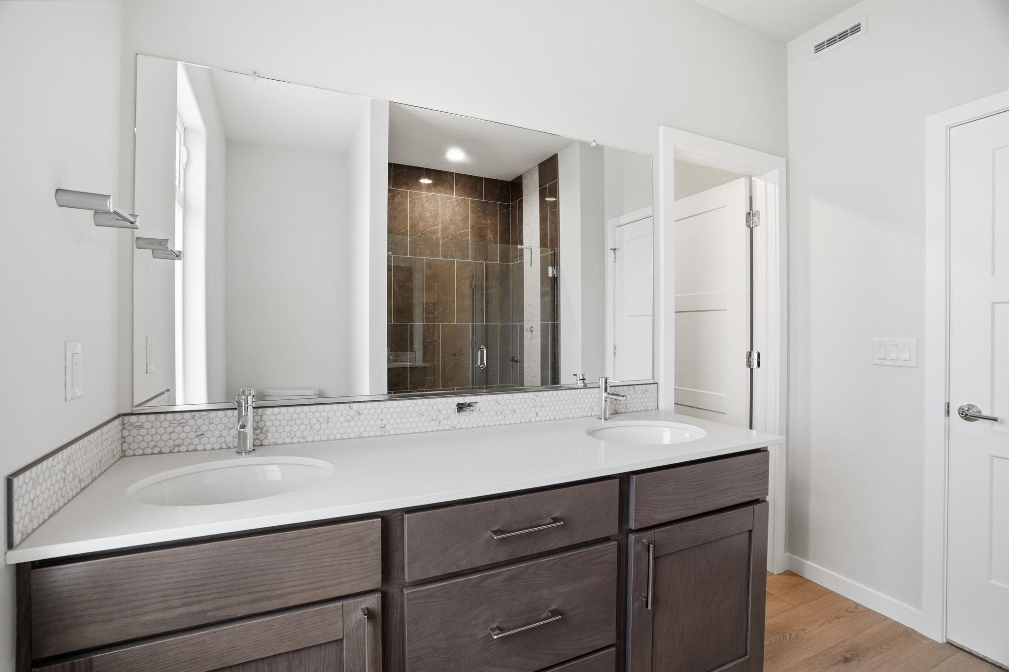 2502 W Summit Pkwy - Photo 19