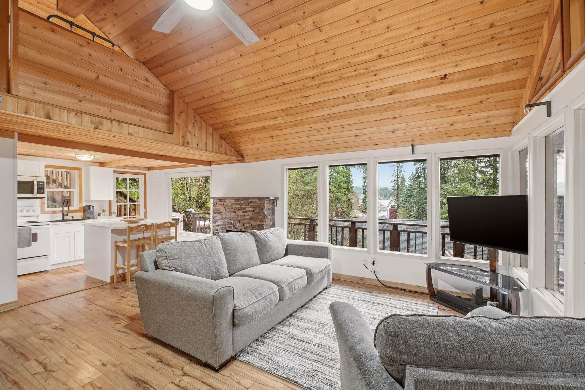 11823 N Honeymoon Bay Rd - Photo 2