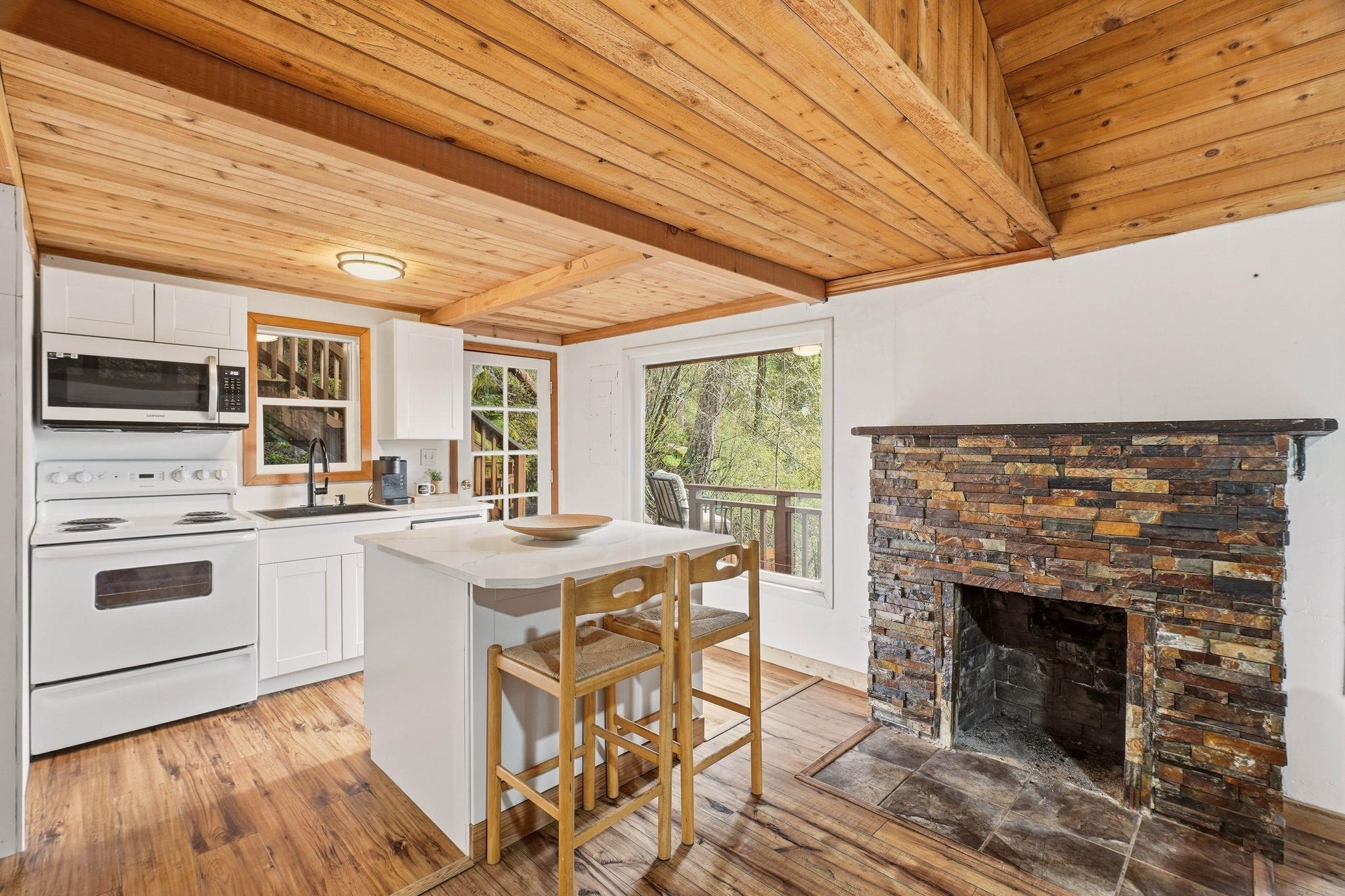 11823 N Honeymoon Bay Rd - Photo 8