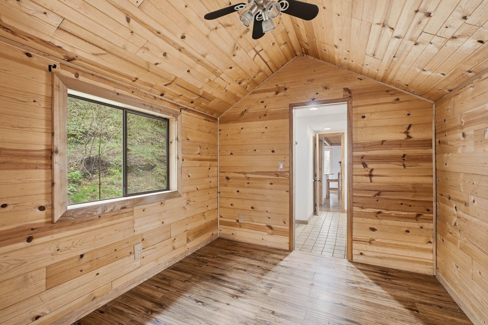 11823 N Honeymoon Bay Rd - Photo 14