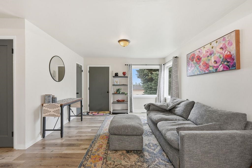 3220 E 19TH Ave - Photo 3