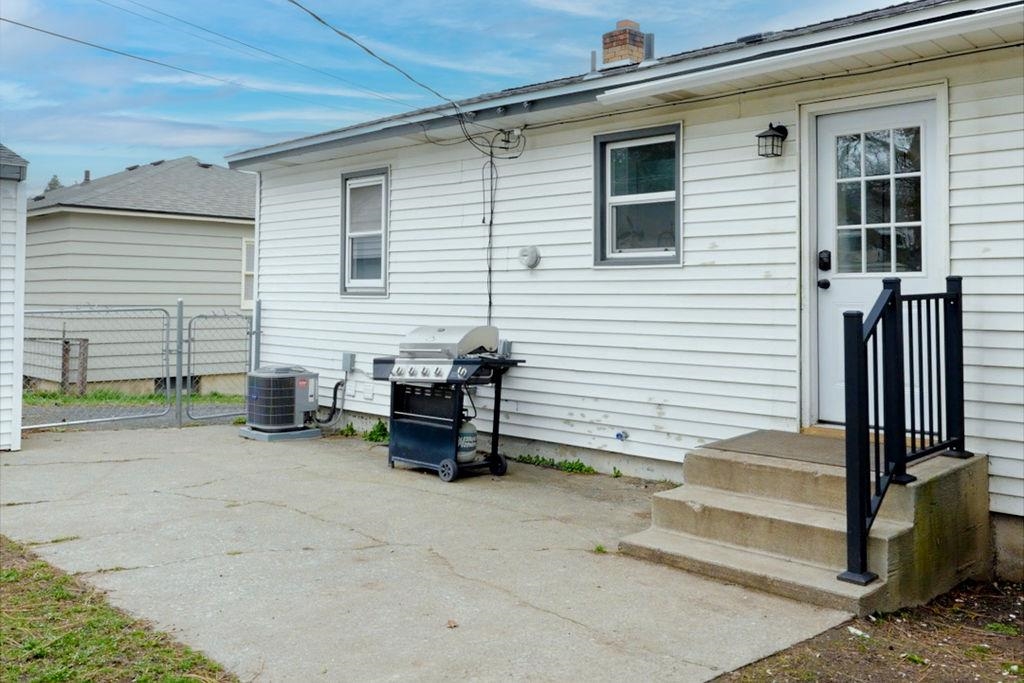 3220 E 19TH Ave - Photo 28