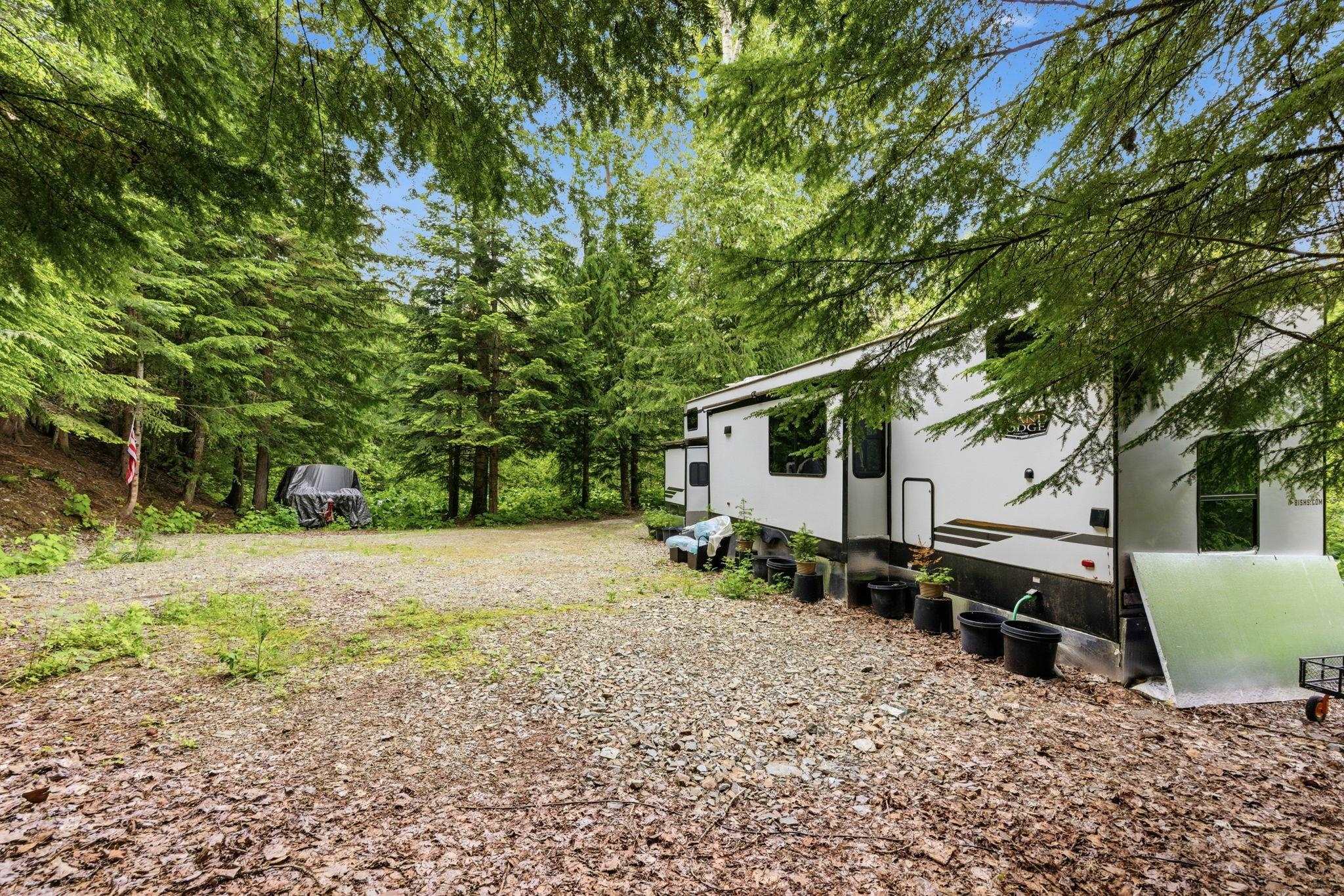8657 Spring Valley Rd - Photo 3